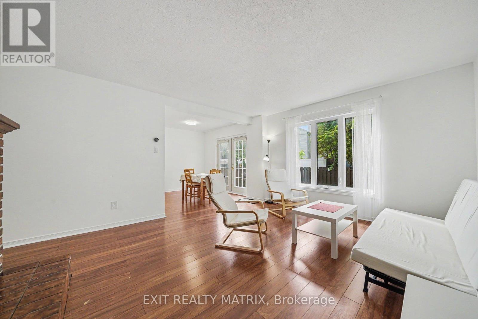 3773 Autumnwood Street Property Photo 6
