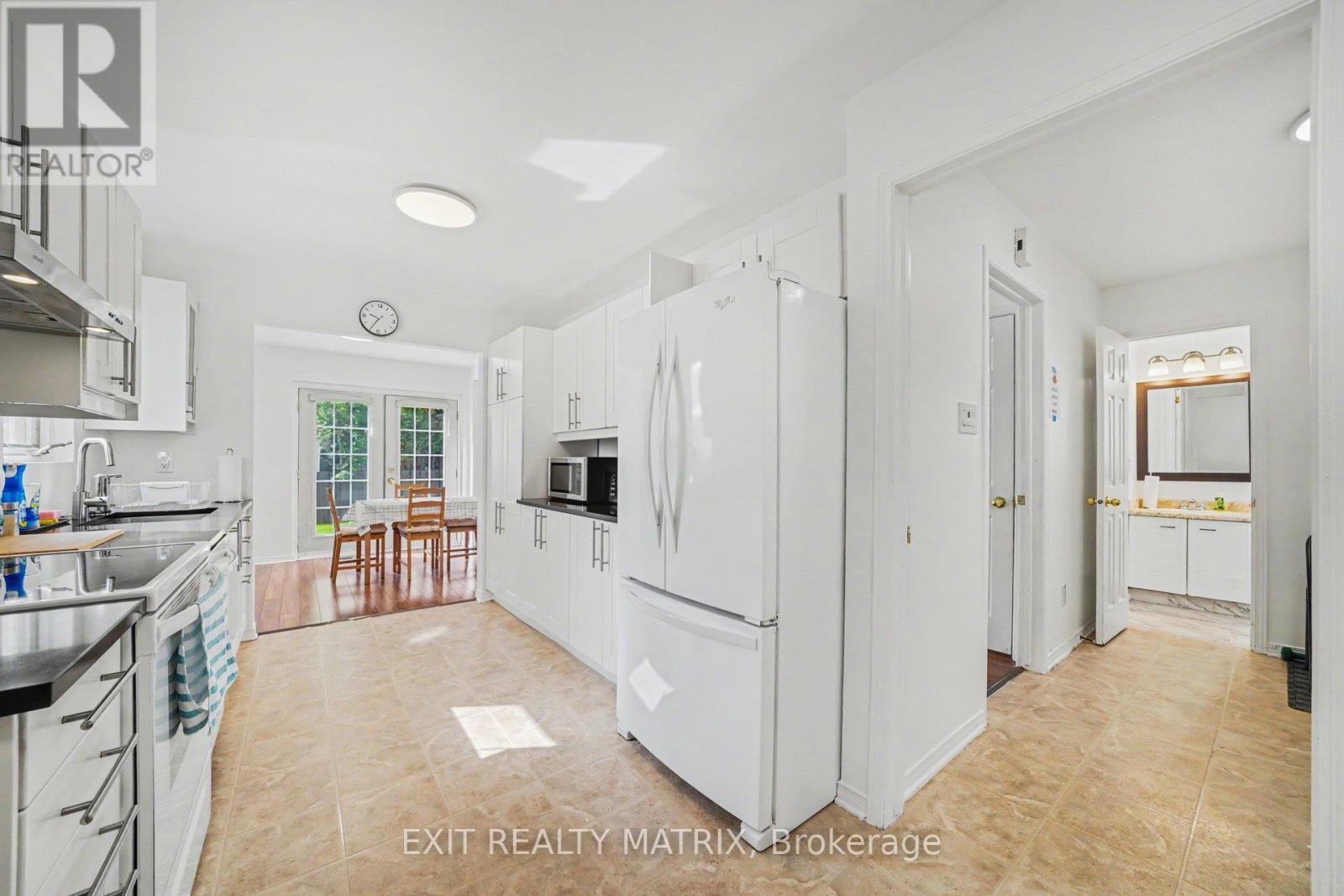 3773 Autumnwood Street Property Photo 12