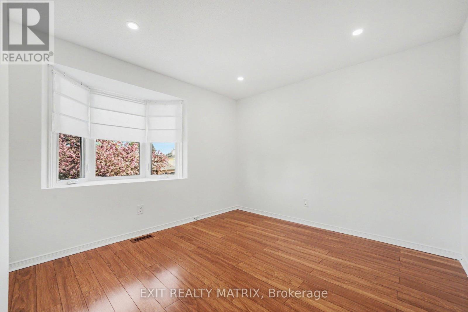 3773 Autumnwood Street Property Photo 20
