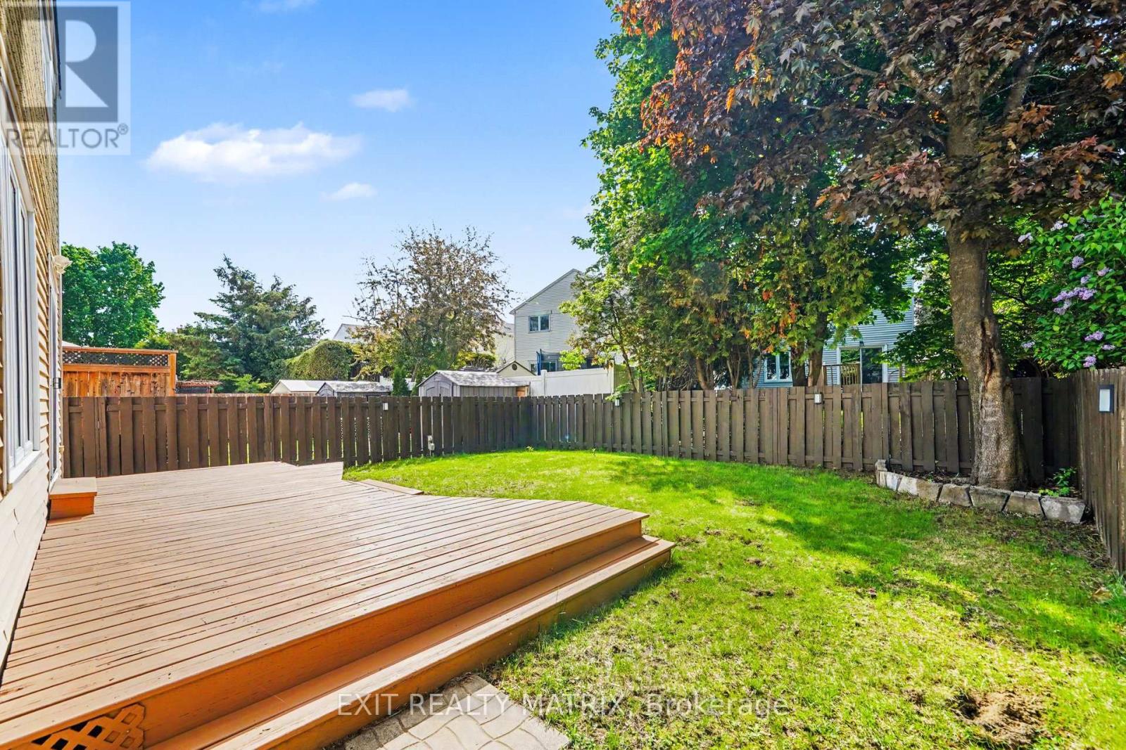 3773 Autumnwood Street Property Photo 29
