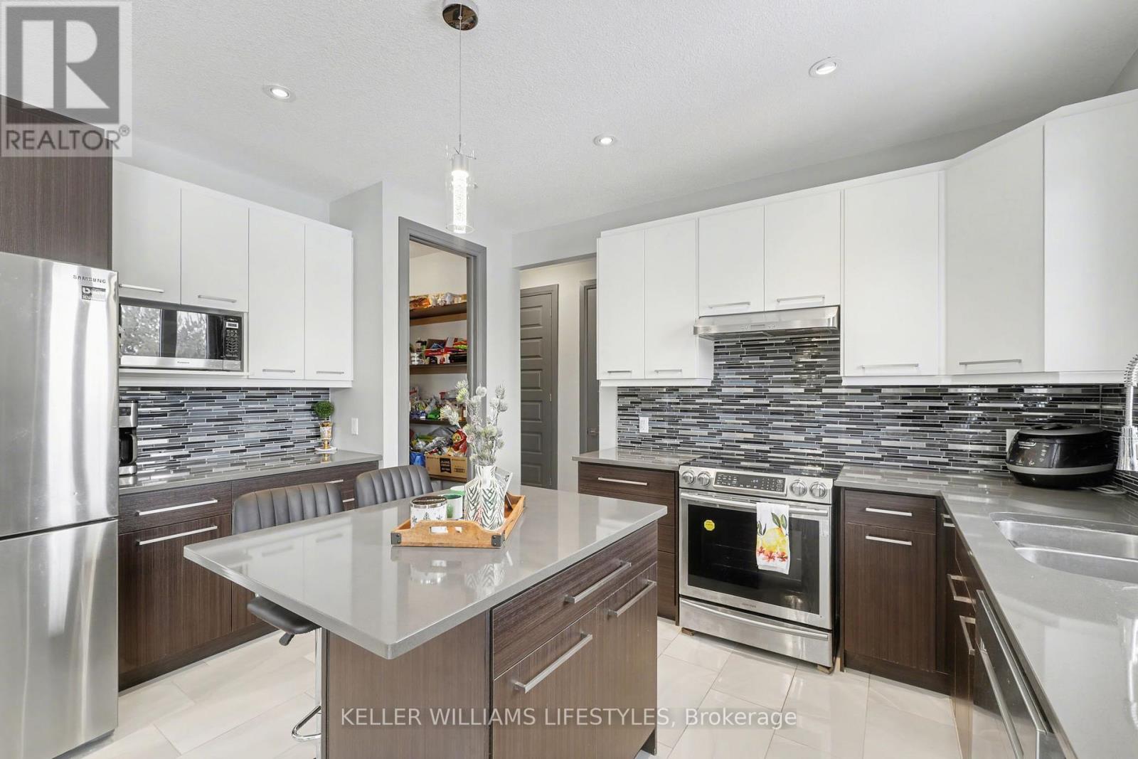 189 Leitch Street Property Photo 18