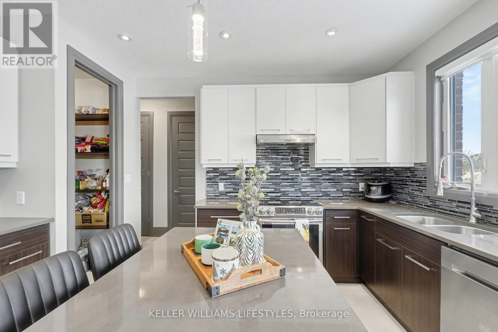 189 Leitch Street Property Photo 20
