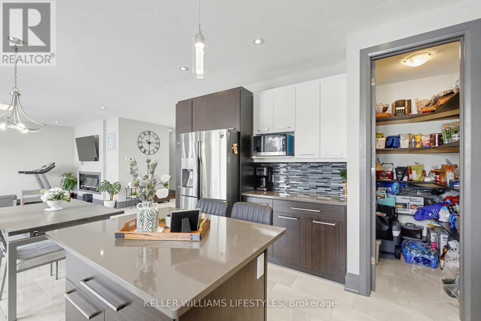 189 Leitch Street Property Photo 22