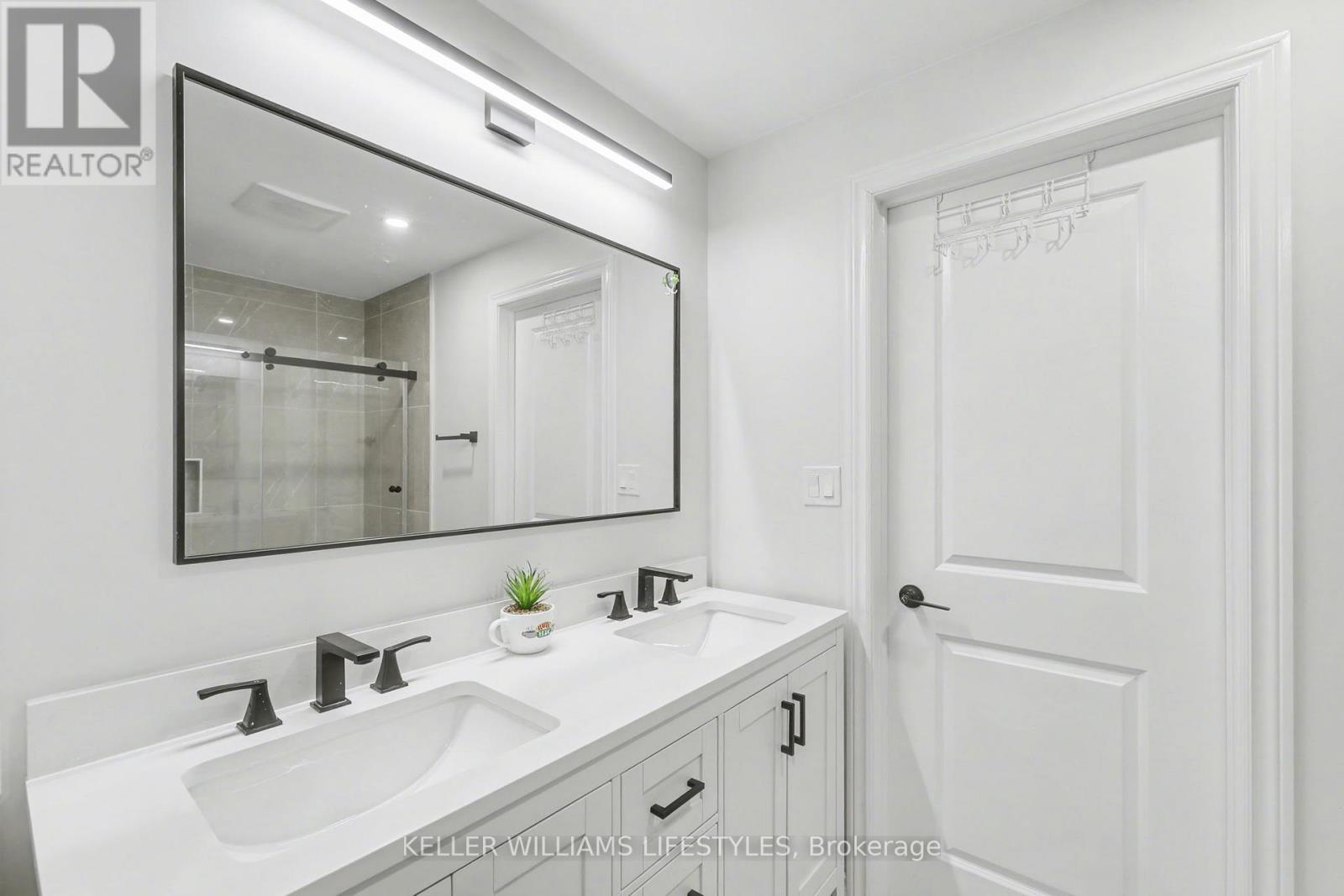 189 Leitch Street Property Photo 33