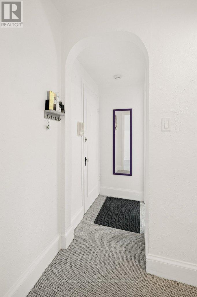149 Young Street Property Photo 31