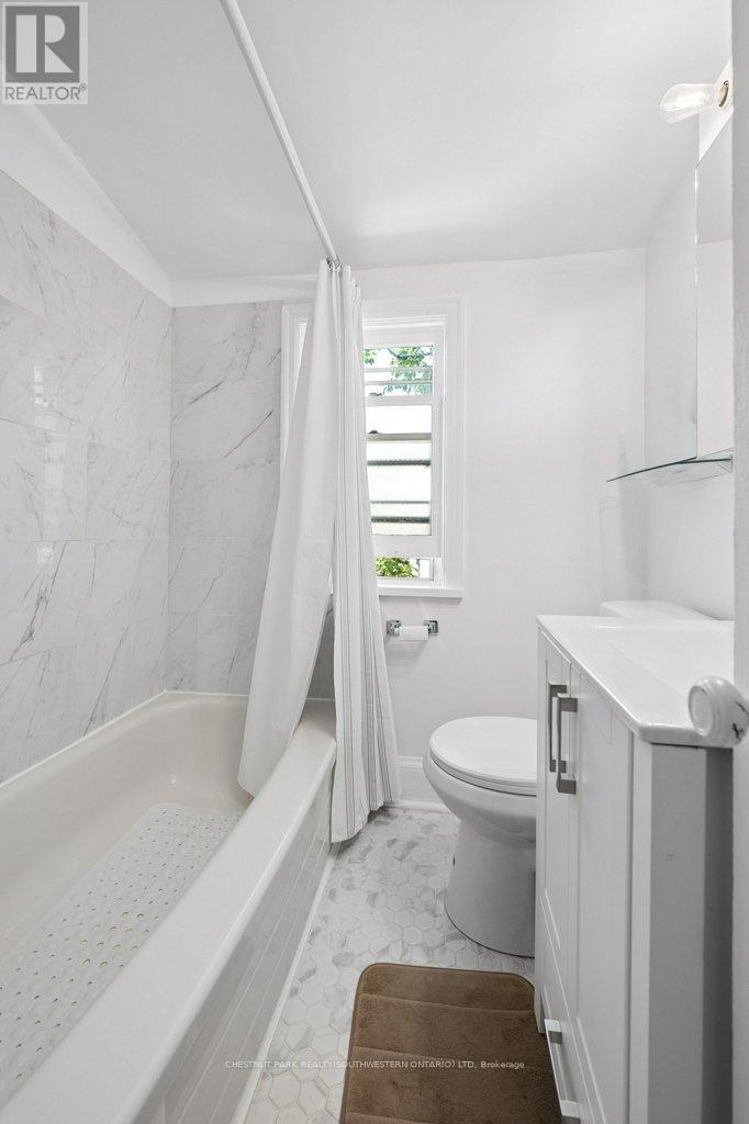 149 Young Street Property Photo 35