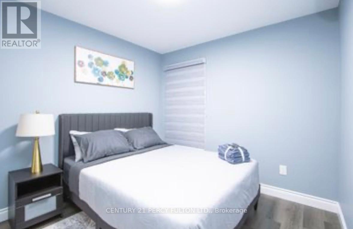 140 Ridout Street S Property Photo 19