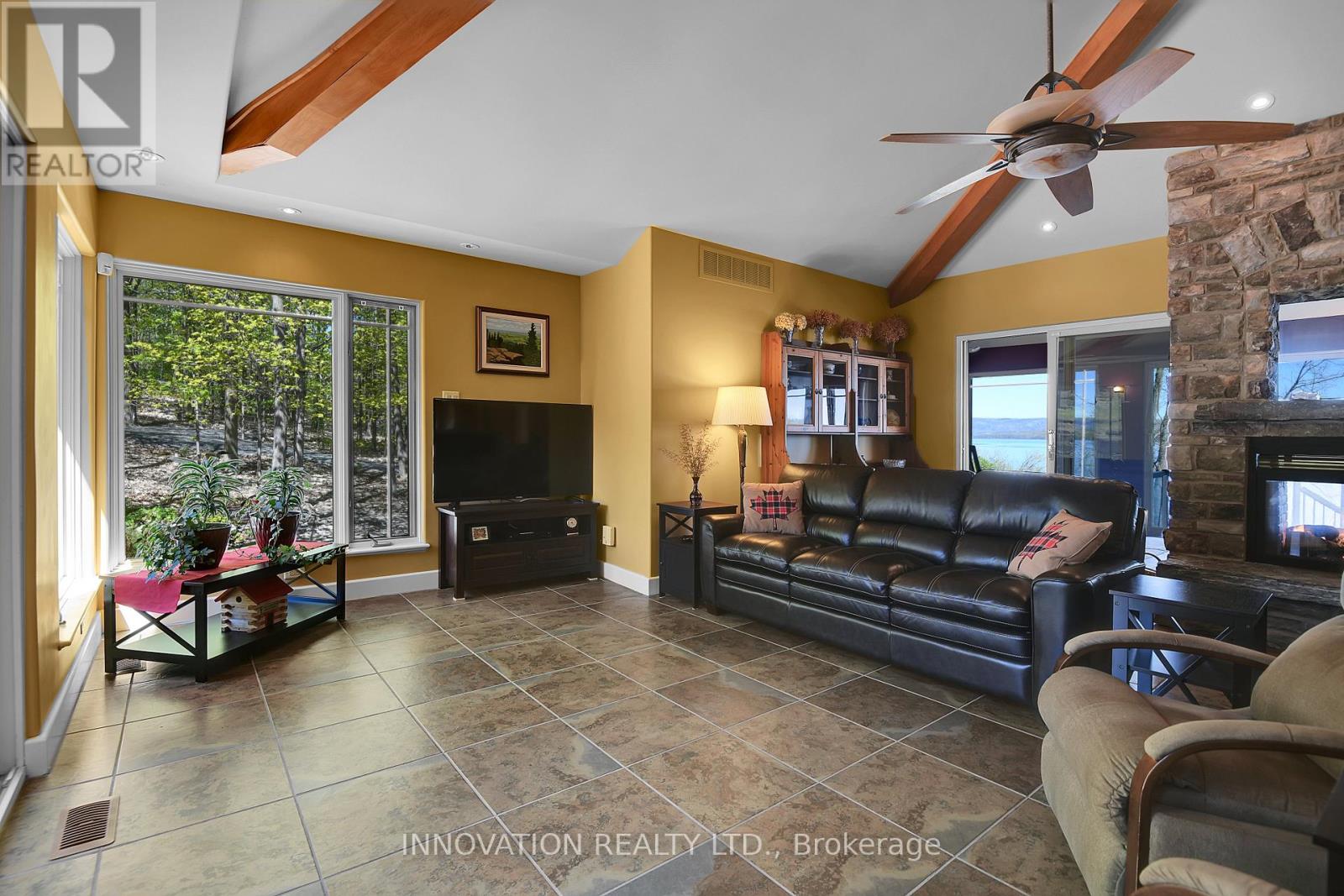 325 Berry Side Road Property Photo 23