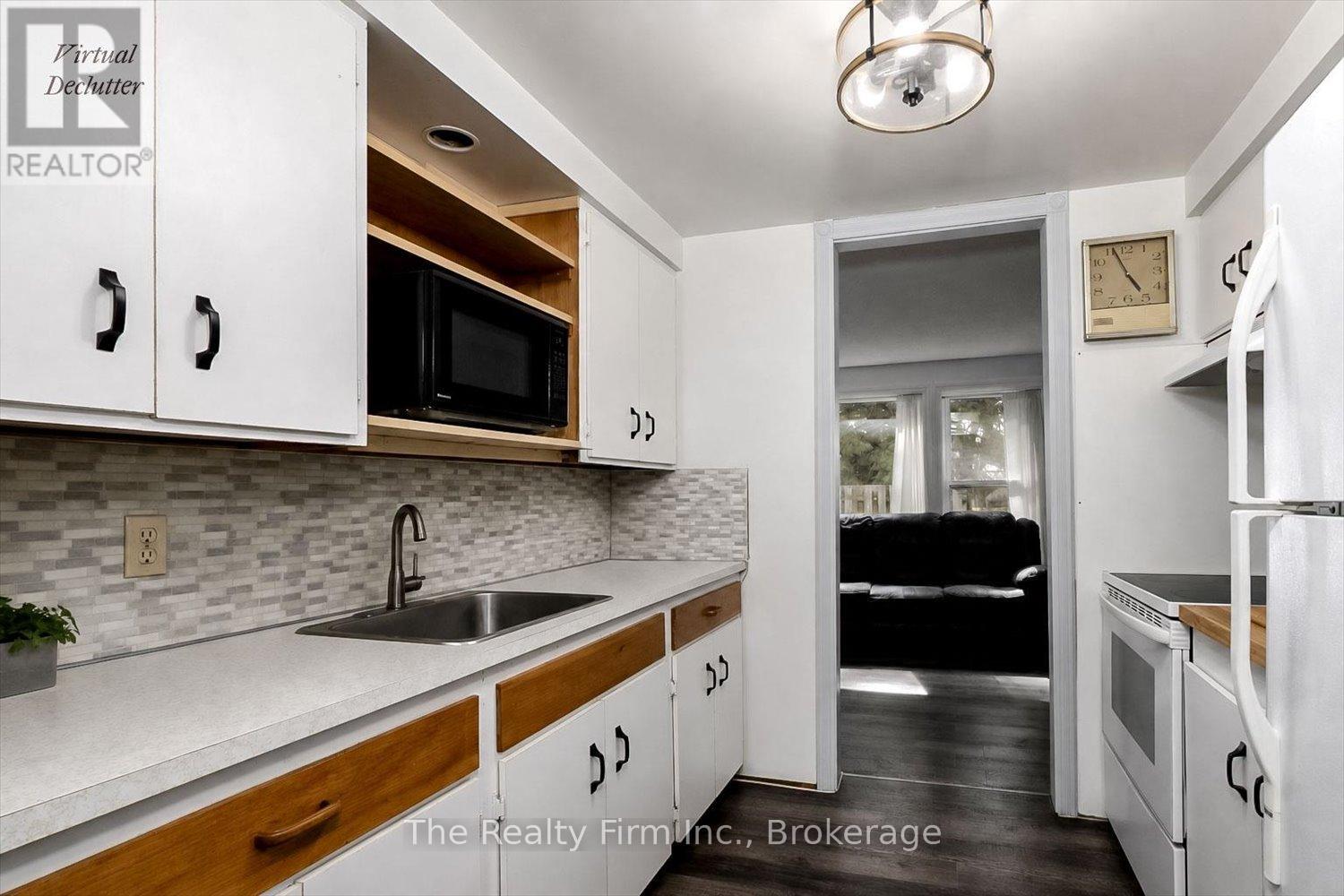 33 - 88 Avonwood Drive Property Photo 6