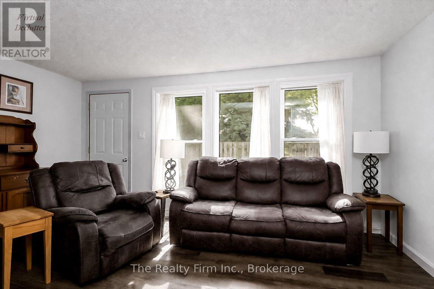 33 - 88 Avonwood Drive Property Photo 10