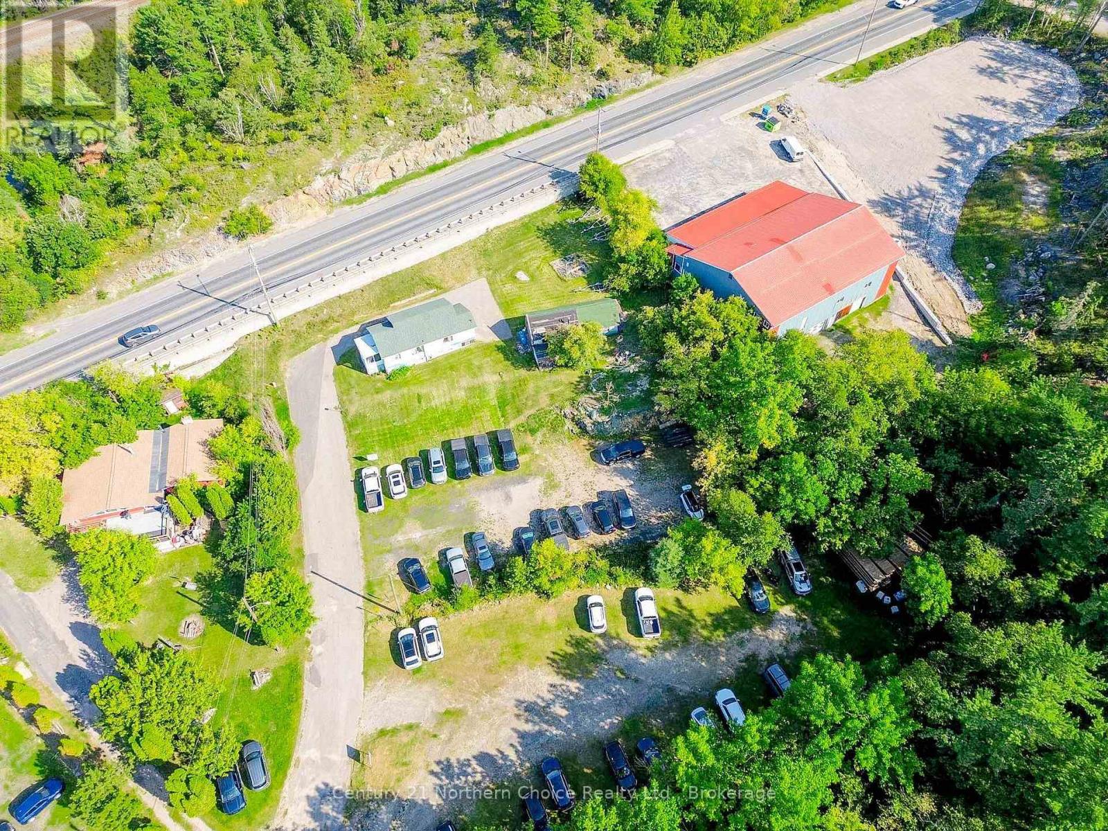 557 Lakeview Drive Property Photo 12