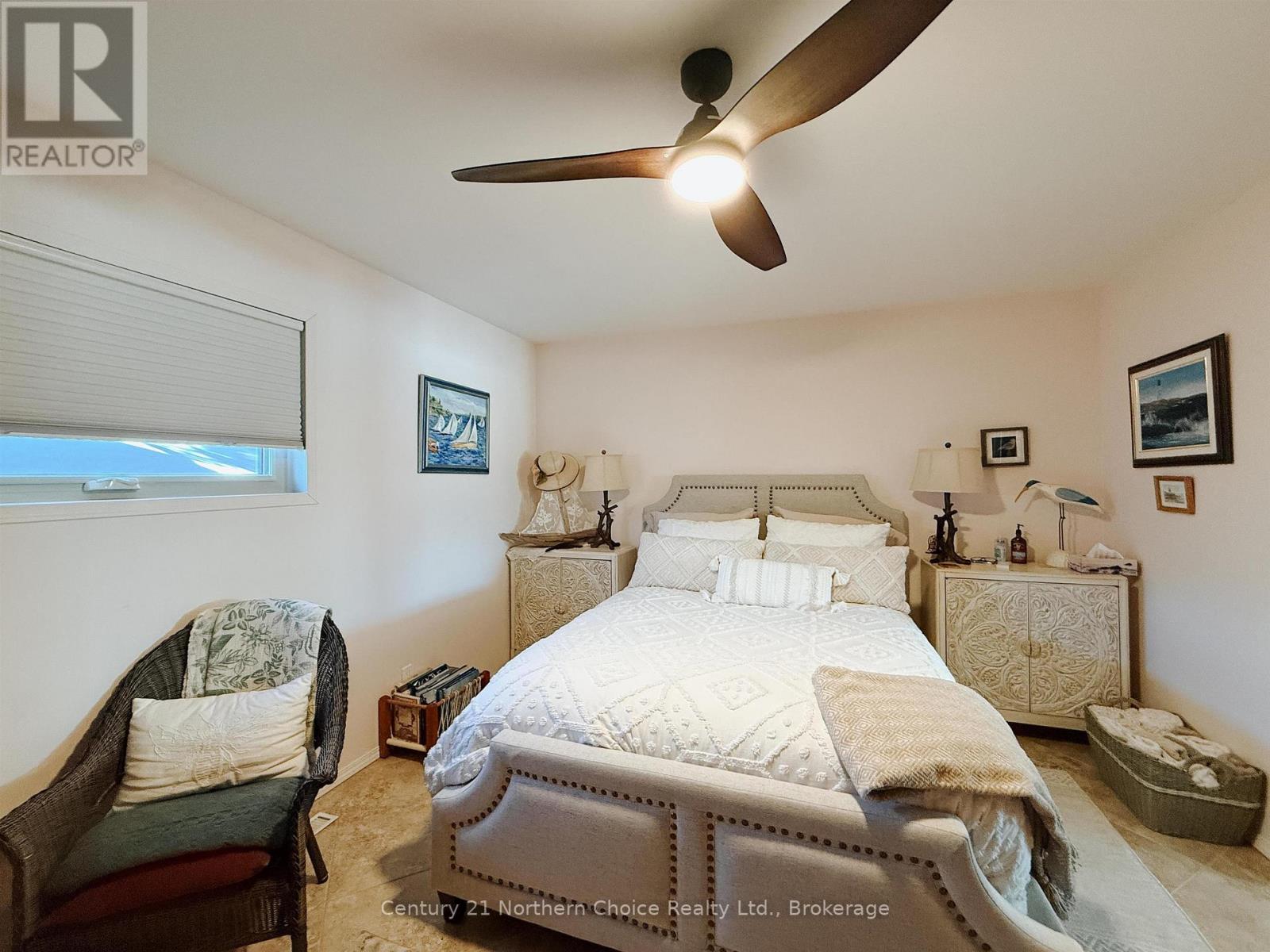557 Lakeview Drive Property Photo 17