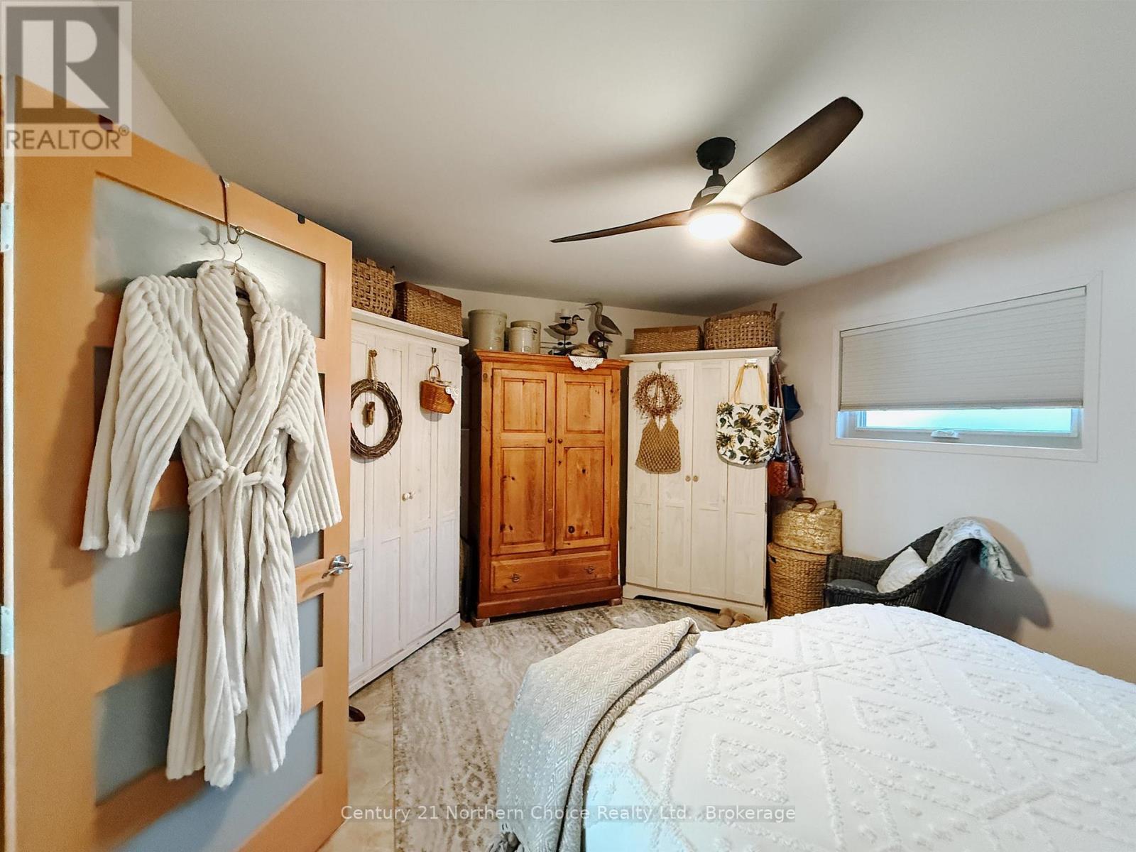 557 Lakeview Drive Property Photo 18