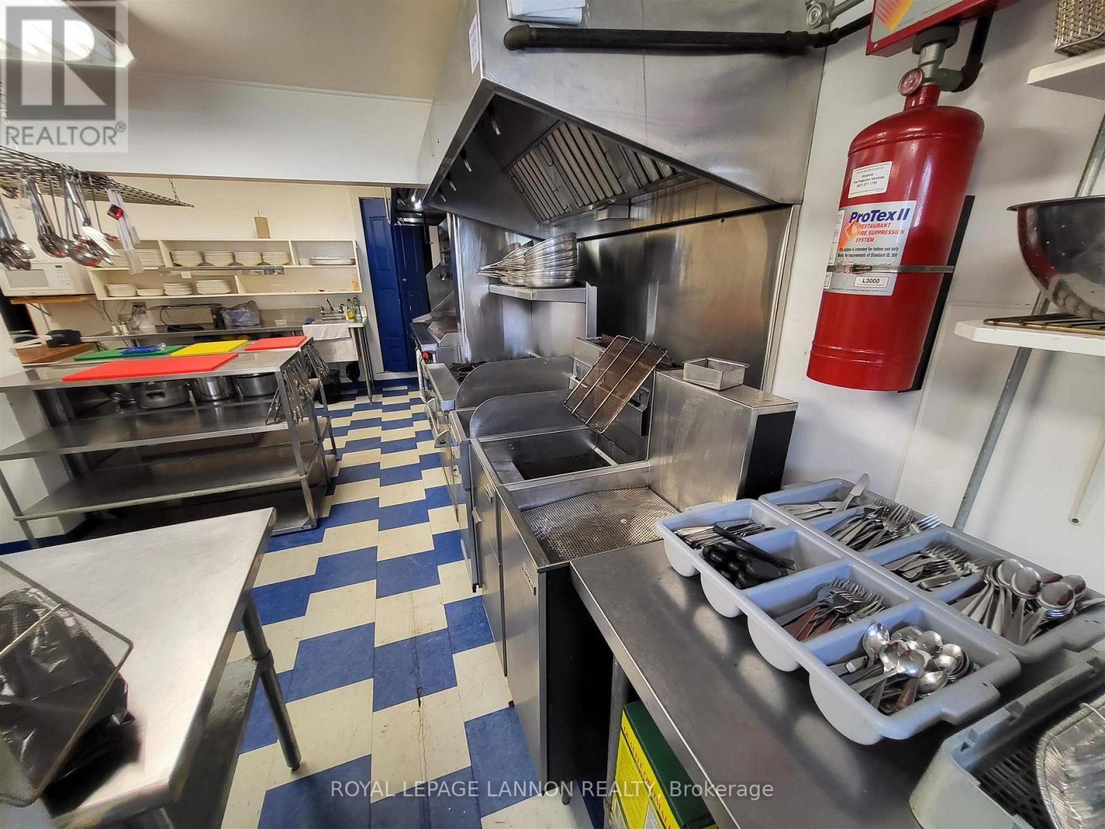 100+102+104 Third Avenue Property Photo 29