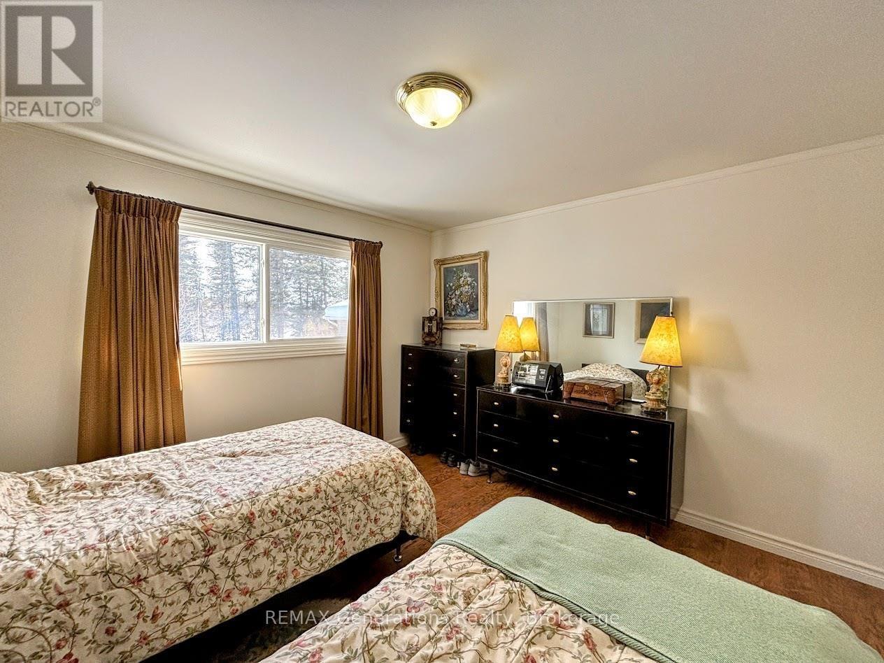 48 Redwing Avenue Property Photo 13