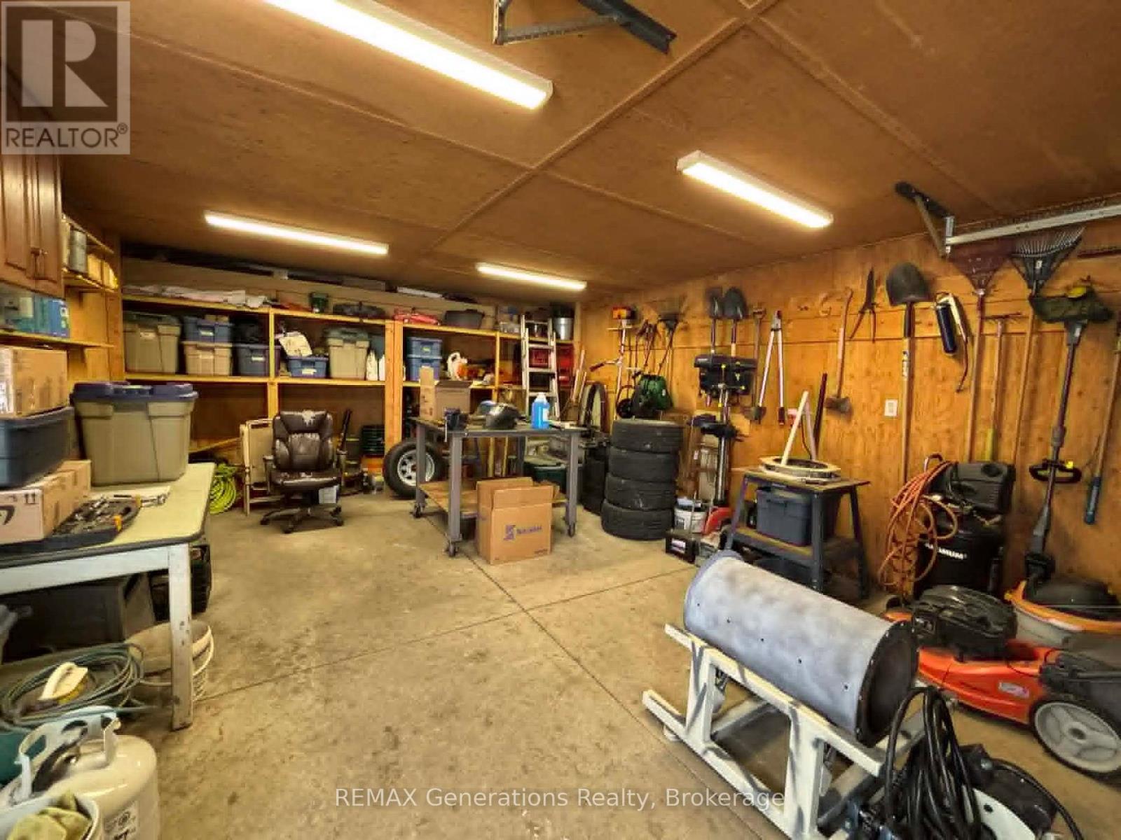 48 Redwing Avenue Property Photo 29