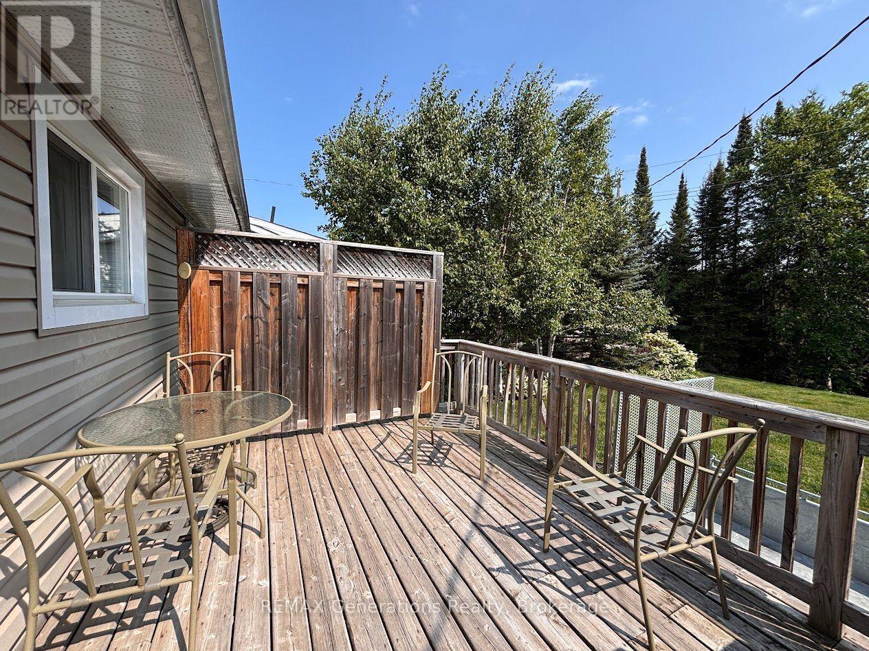 48 Redwing Avenue Property Photo 30