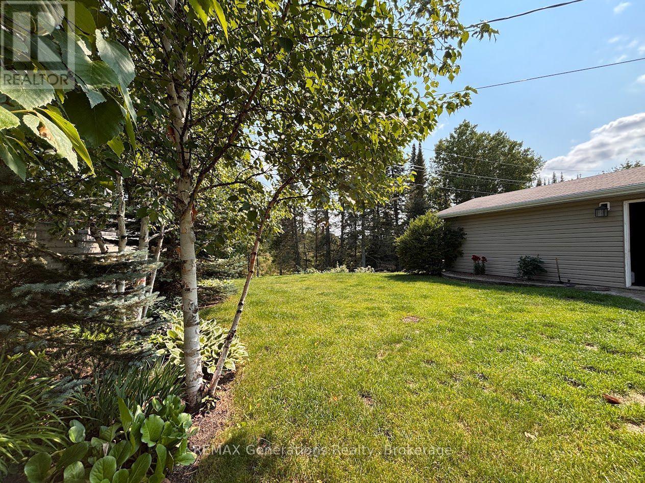 48 Redwing Avenue Property Photo 32