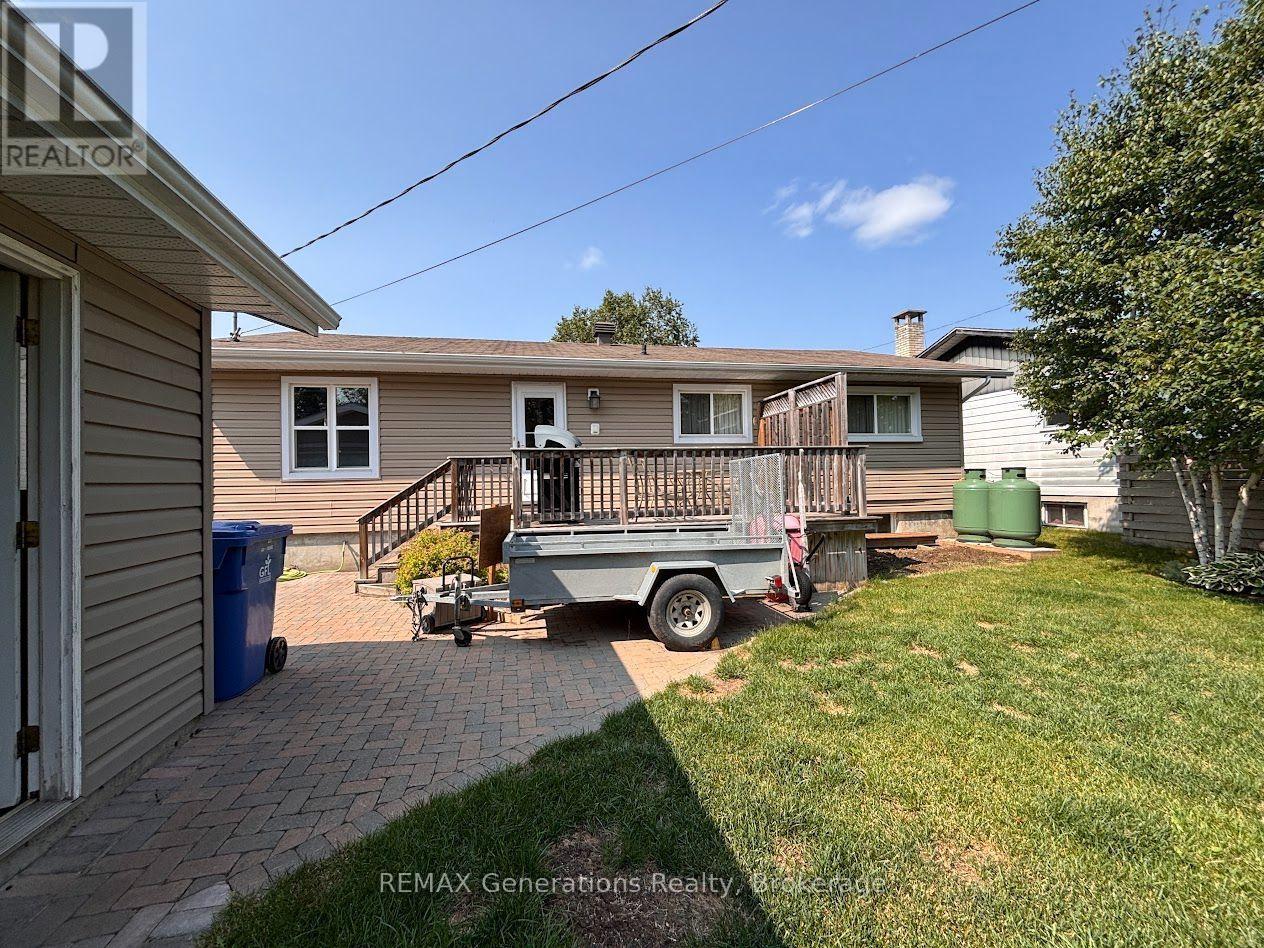 48 Redwing Avenue Property Photo 34