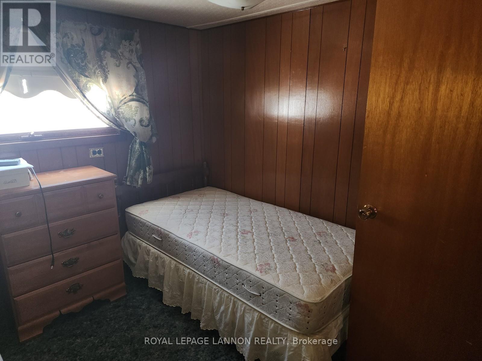 319 Walker Street Property Photo 15