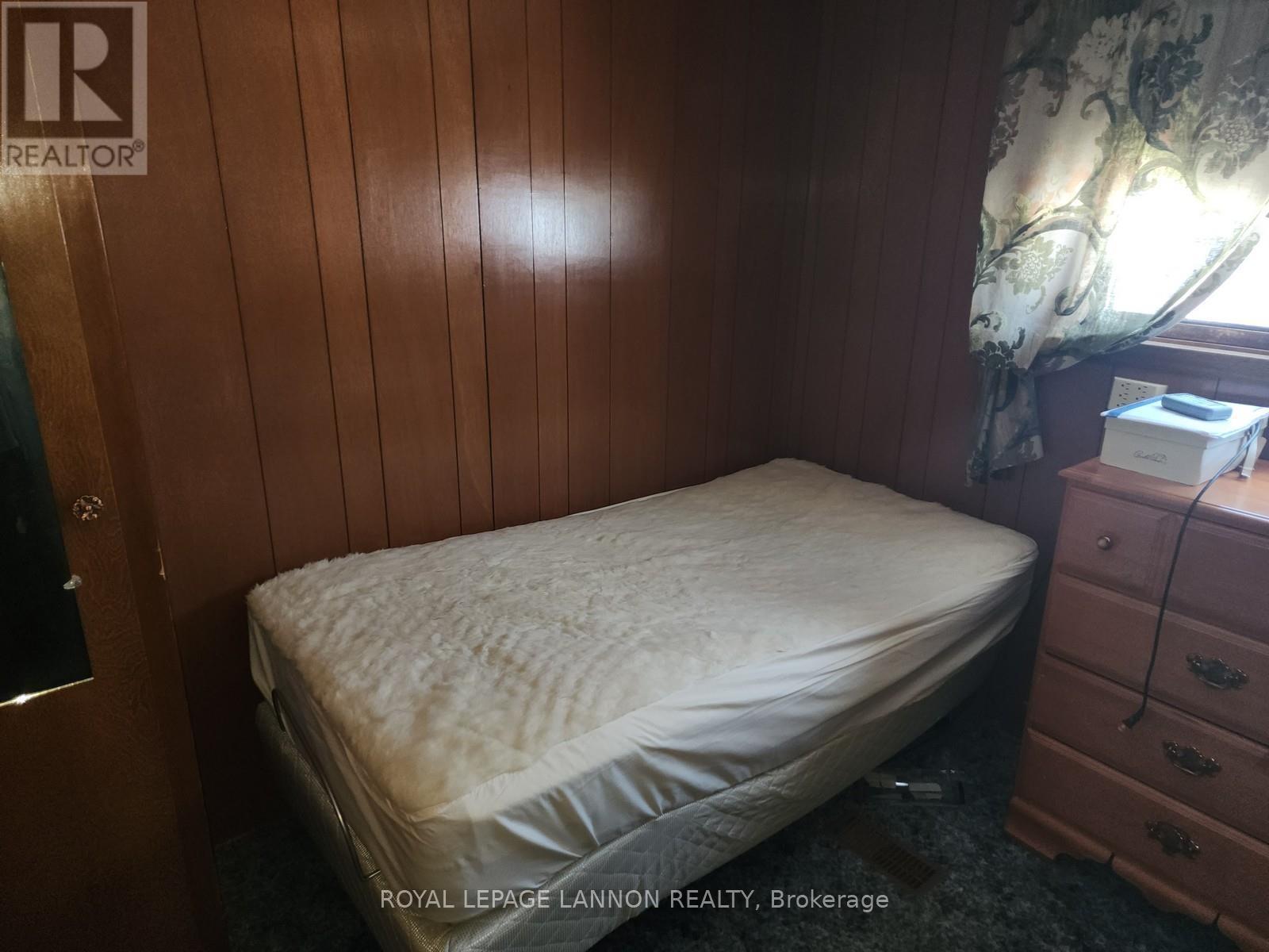 319 Walker Street Property Photo 16