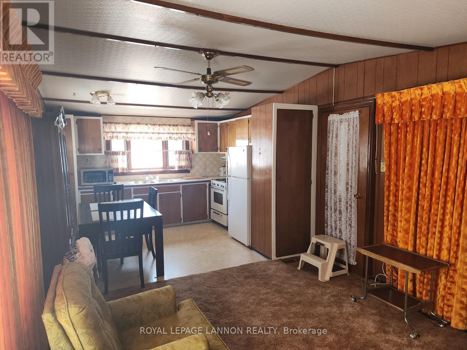 319 Walker Street Property Photo 30