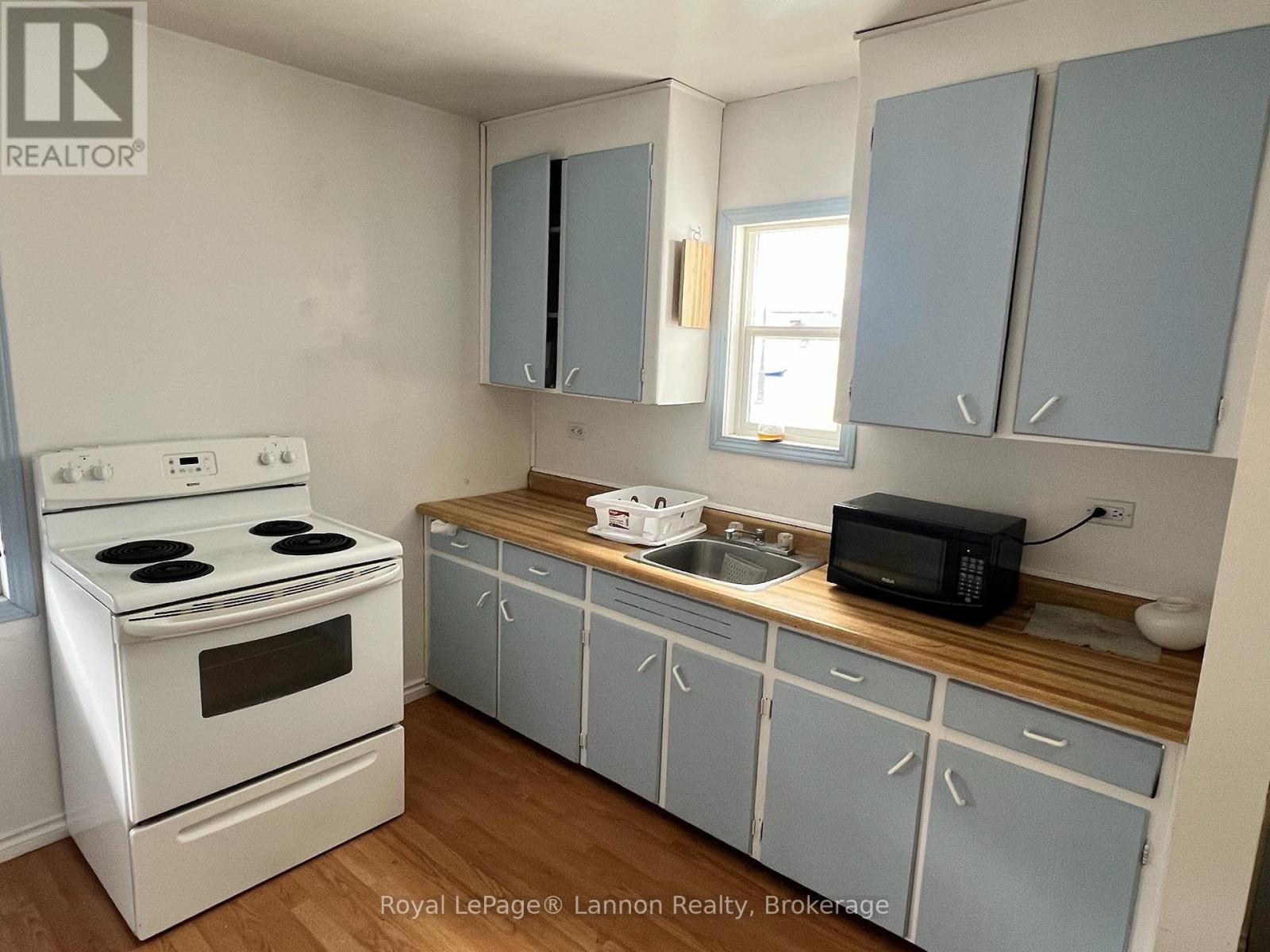 131 Burns Street Property Photo 9