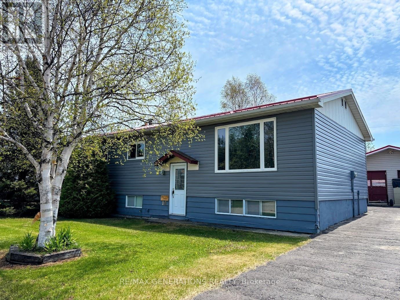 14 Lloyd Irwin Street Property Photo 1
