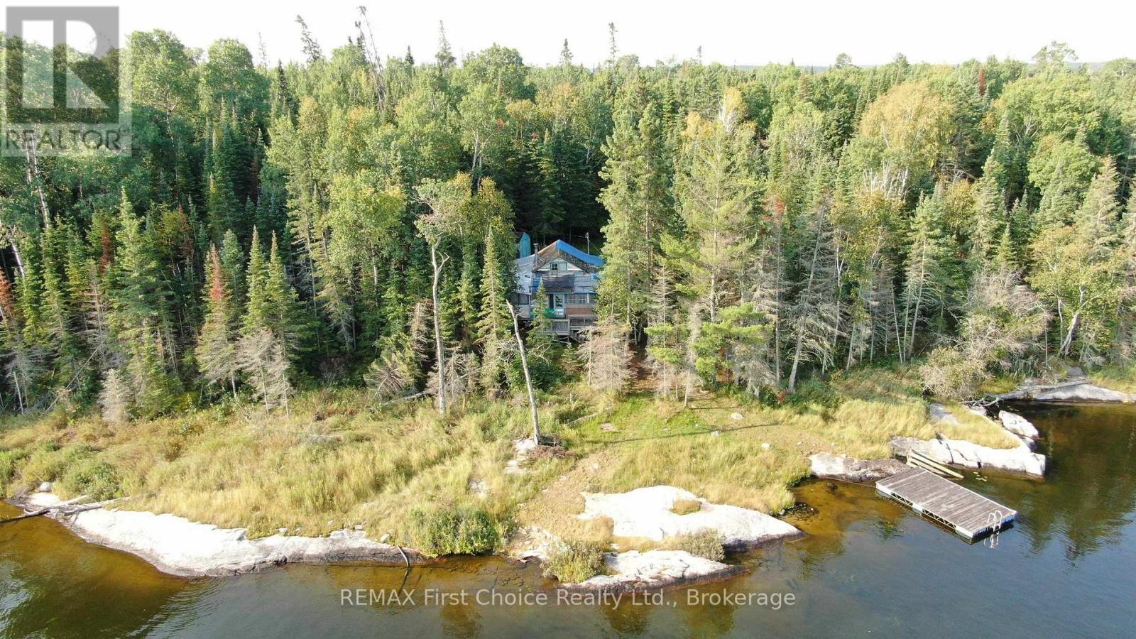 S882 Winnipeg River Property Photo 4