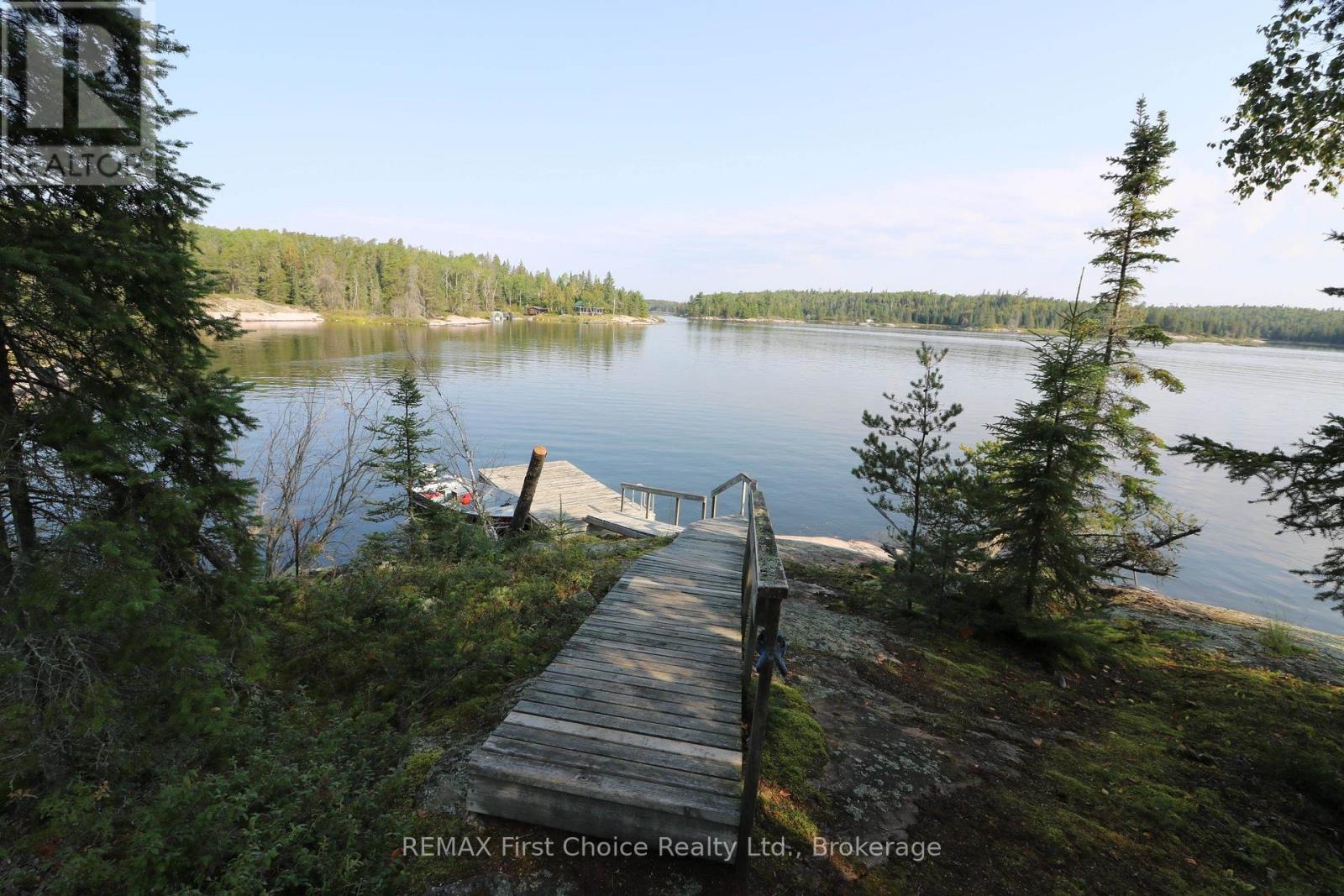 S882 Winnipeg River Property Photo 30