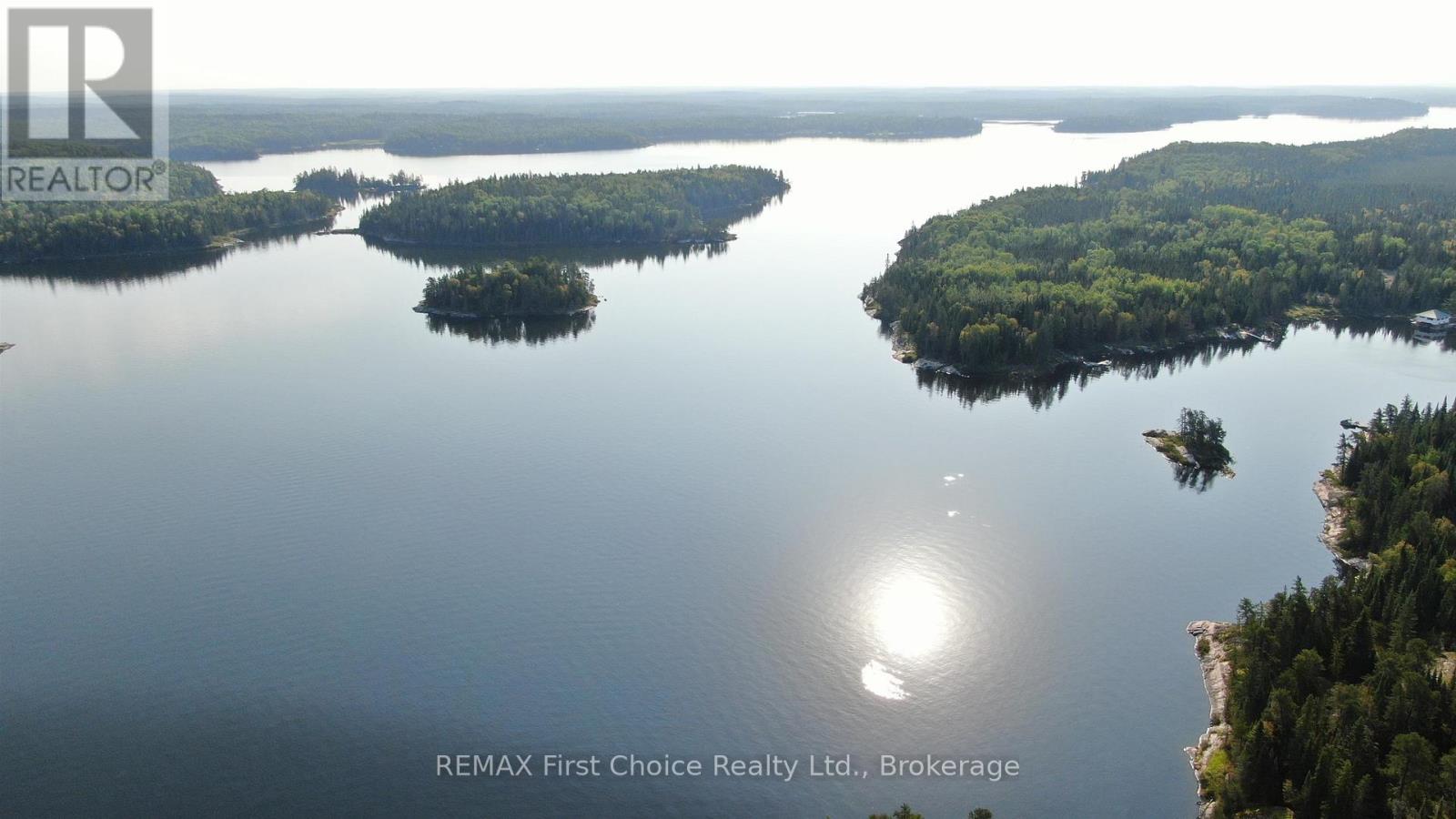 S882 Winnipeg River Property Photo 34