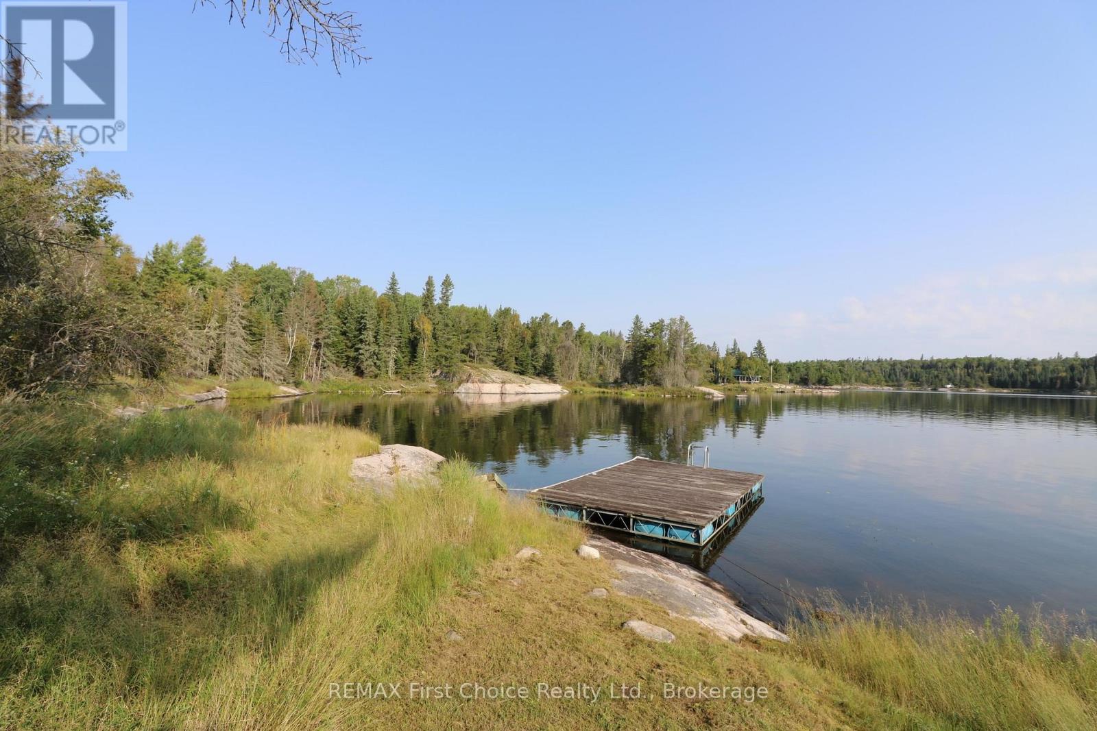 S882 Winnipeg River Property Photo 35