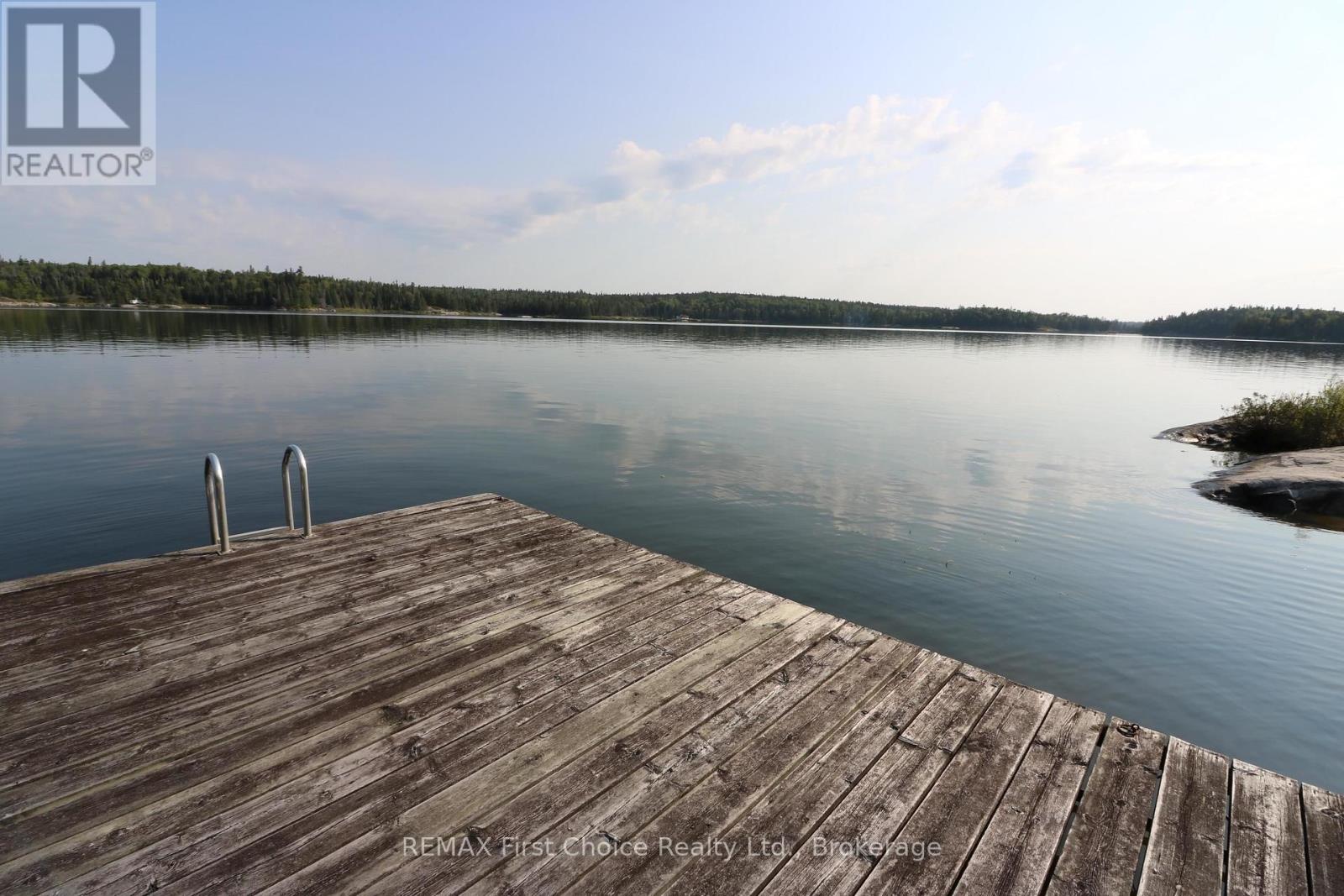 S882 Winnipeg River Property Photo 36