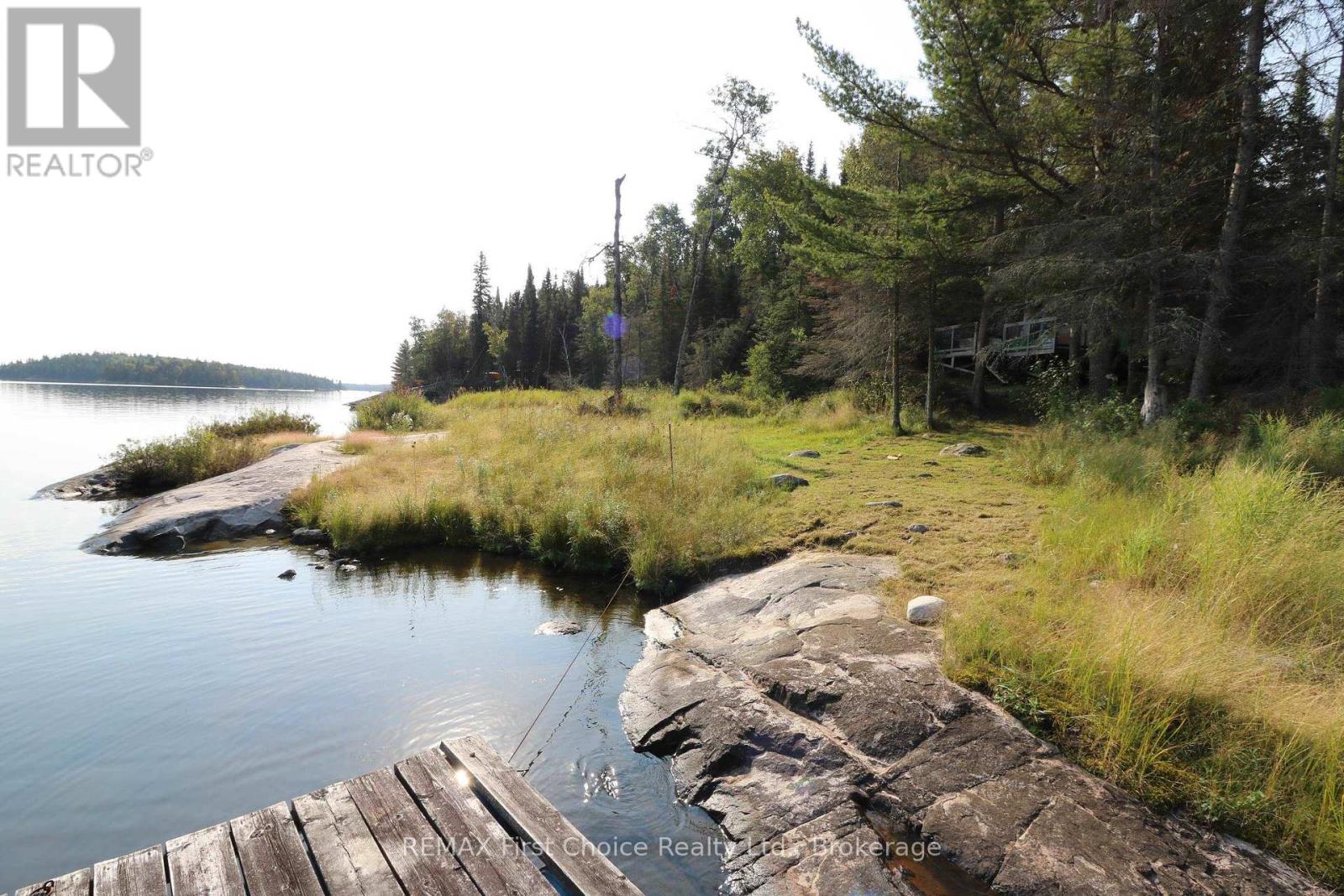 S882 Winnipeg River Property Photo 37