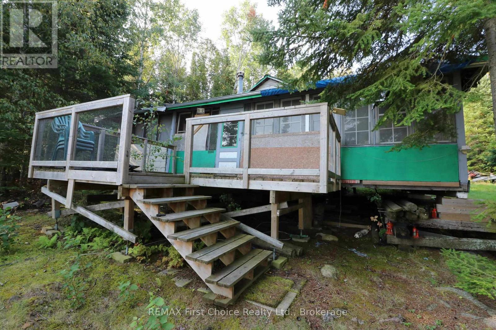 S882 Winnipeg River Property Photo 39
