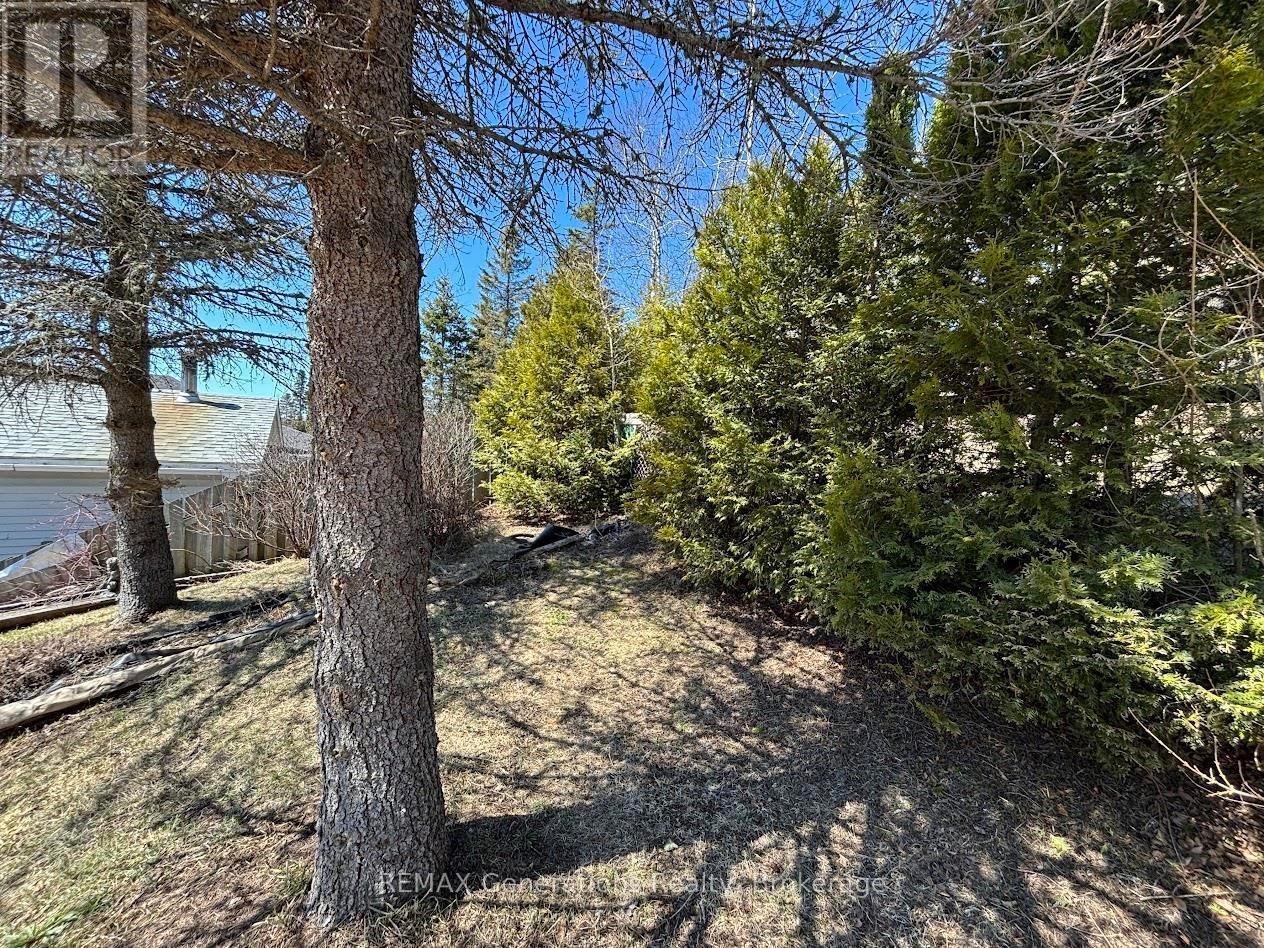 64 Hemlo Drive Property Photo 35