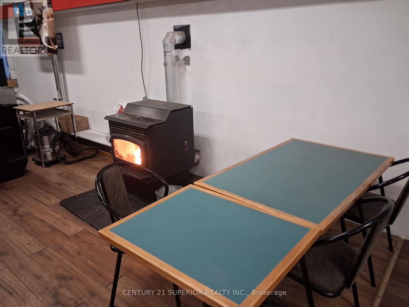 11 Simcoe Plaza Property Photo 6