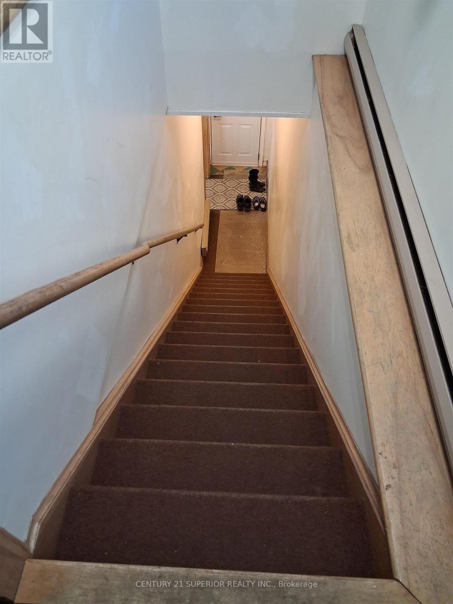 11 Simcoe Plaza Property Photo 16