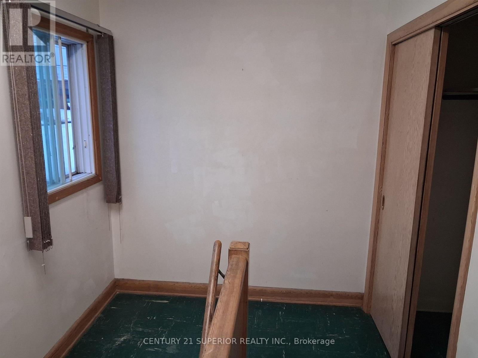 11 Simcoe Plaza Property Photo 18