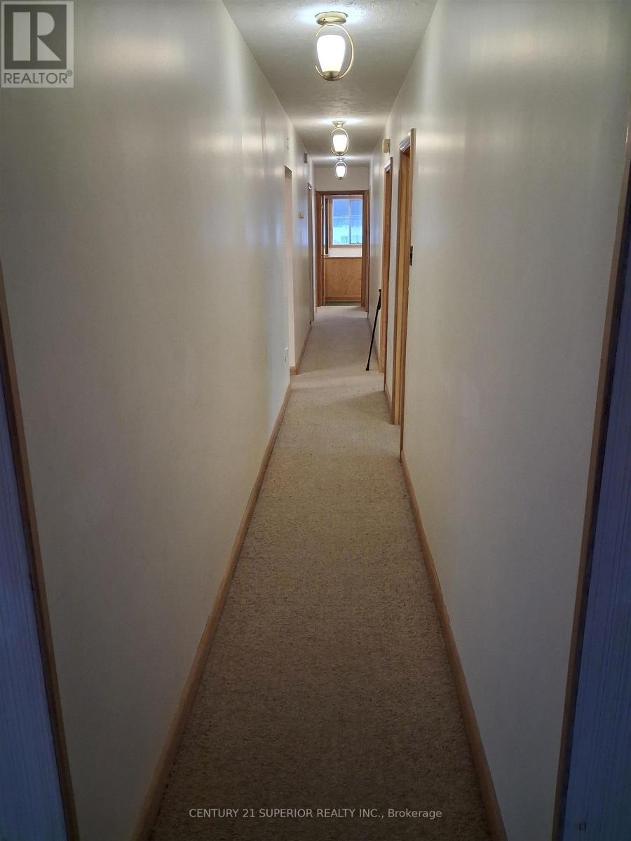 11 Simcoe Plaza Property Photo 23
