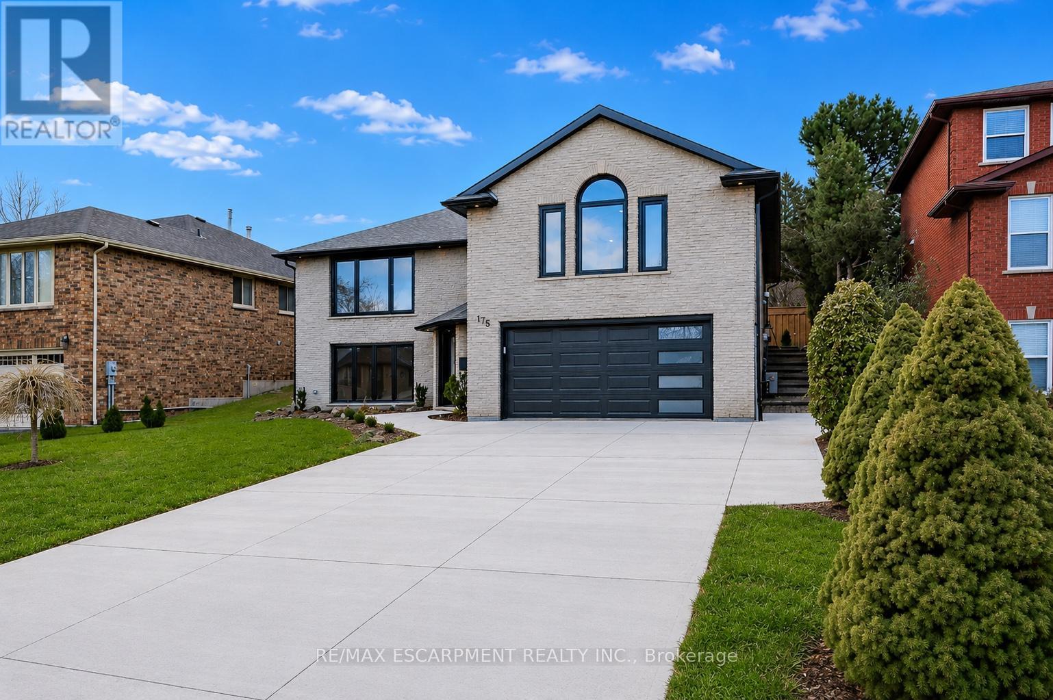 175 Bluebell Crescent Property Photo 2