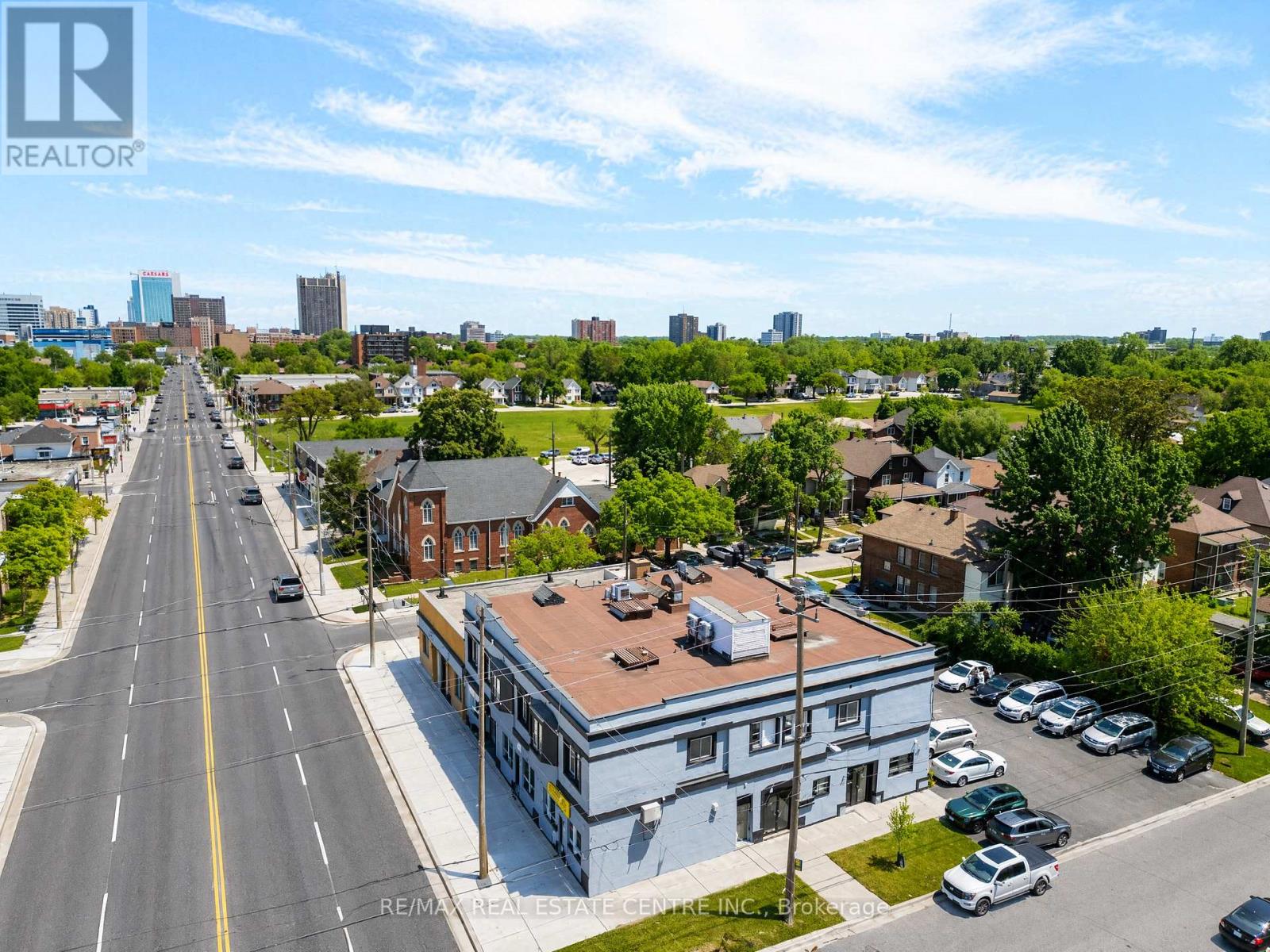 1139-1175 University Avenue W Property Photo 3