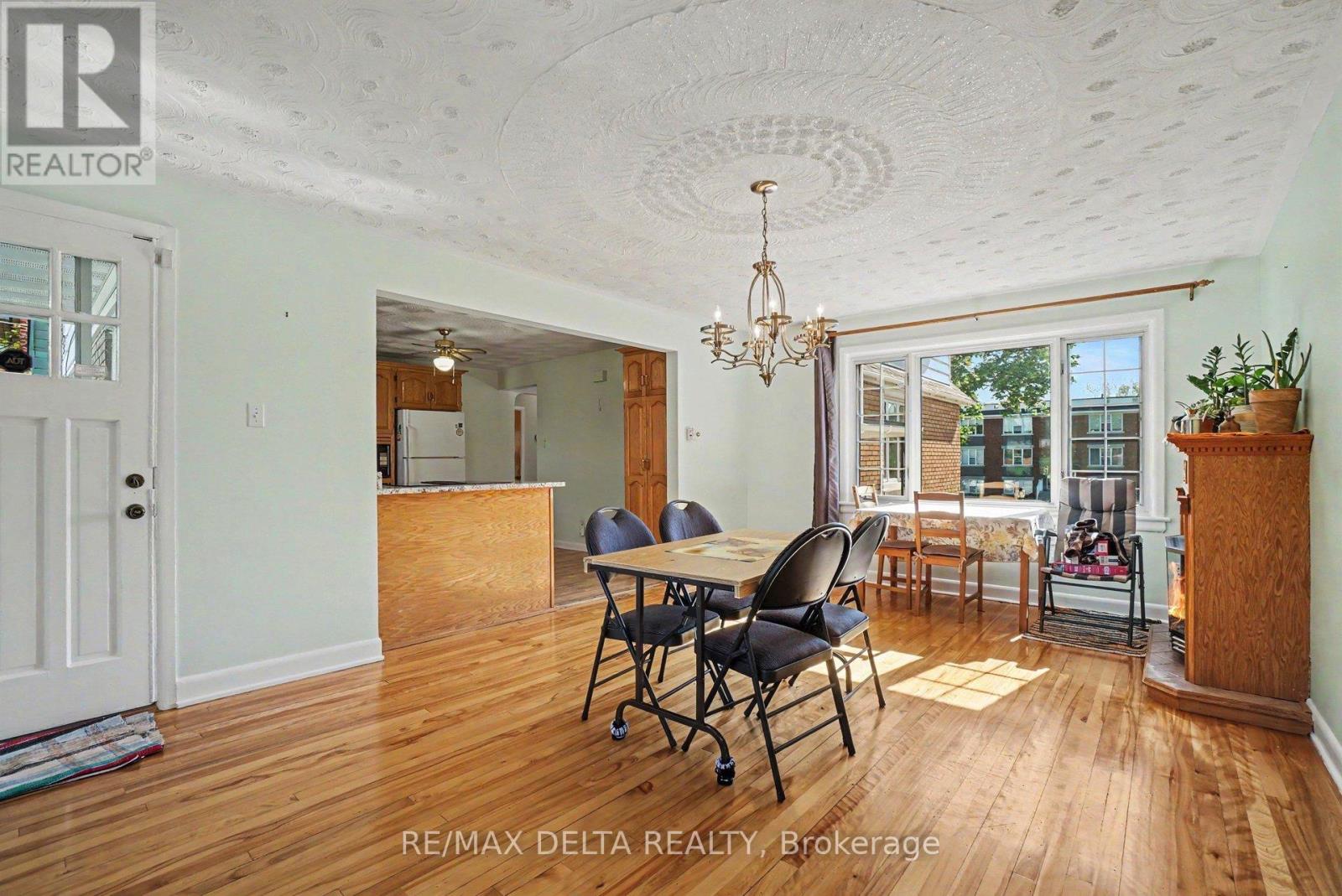 352 Lacasse Avenue Property Photo 8