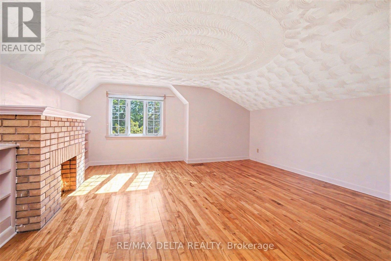 352 Lacasse Avenue Property Photo 16