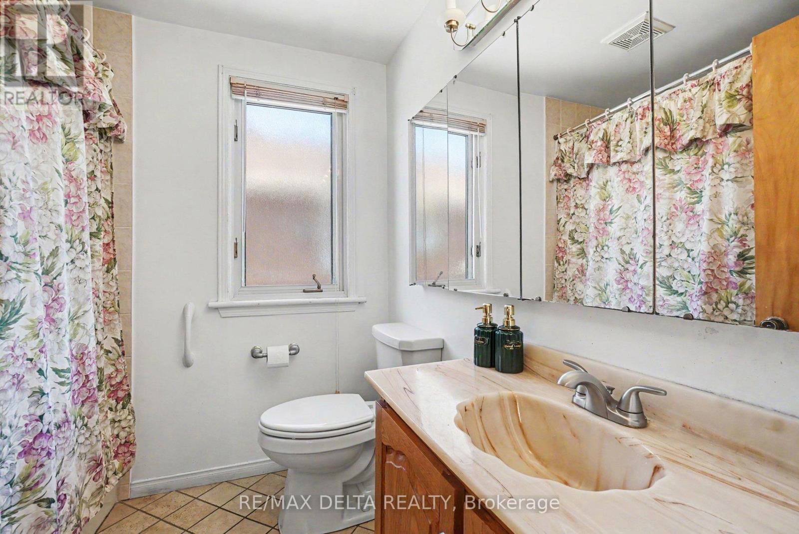 352 Lacasse Avenue Property Photo 21