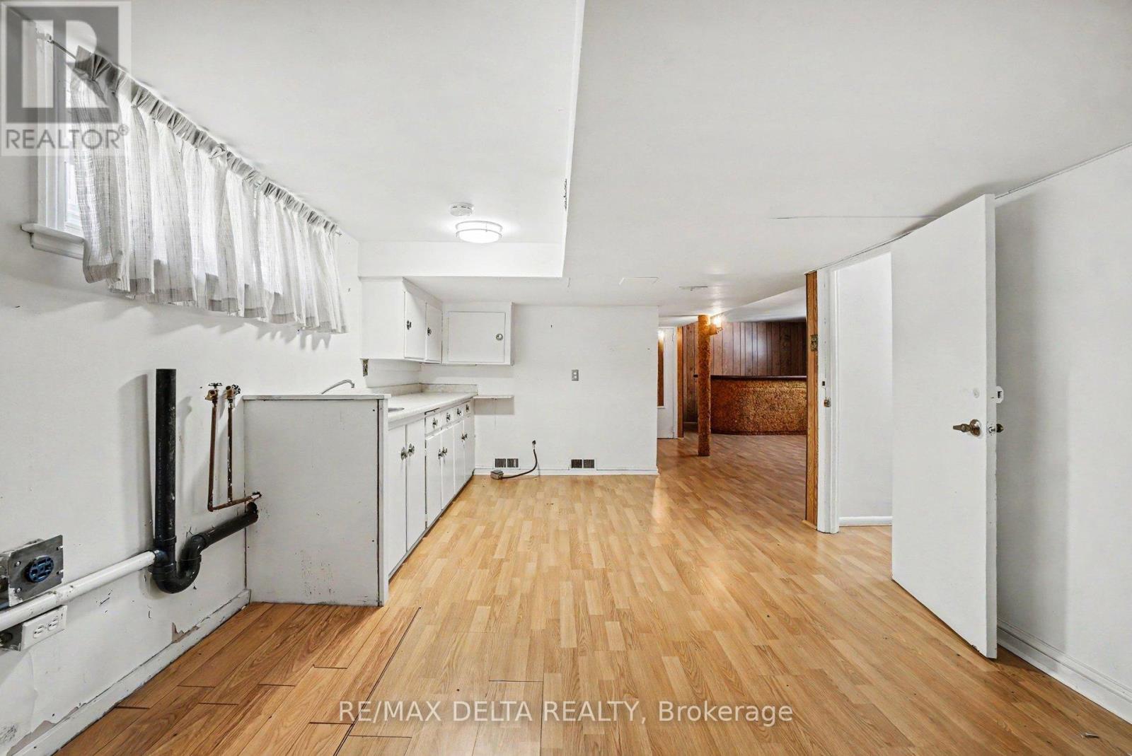 352 Lacasse Avenue Property Photo 35