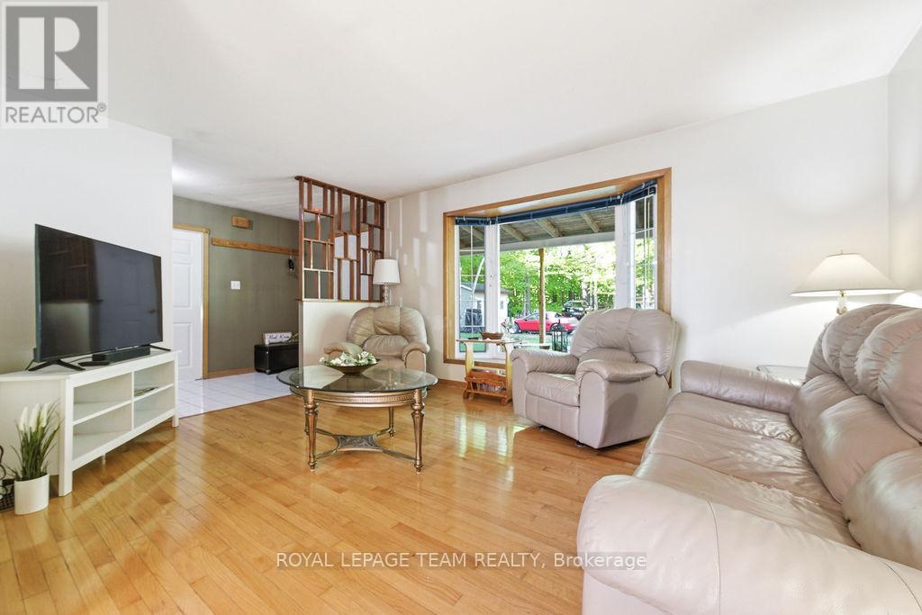 7 Simmons Drive Property Photo 10
