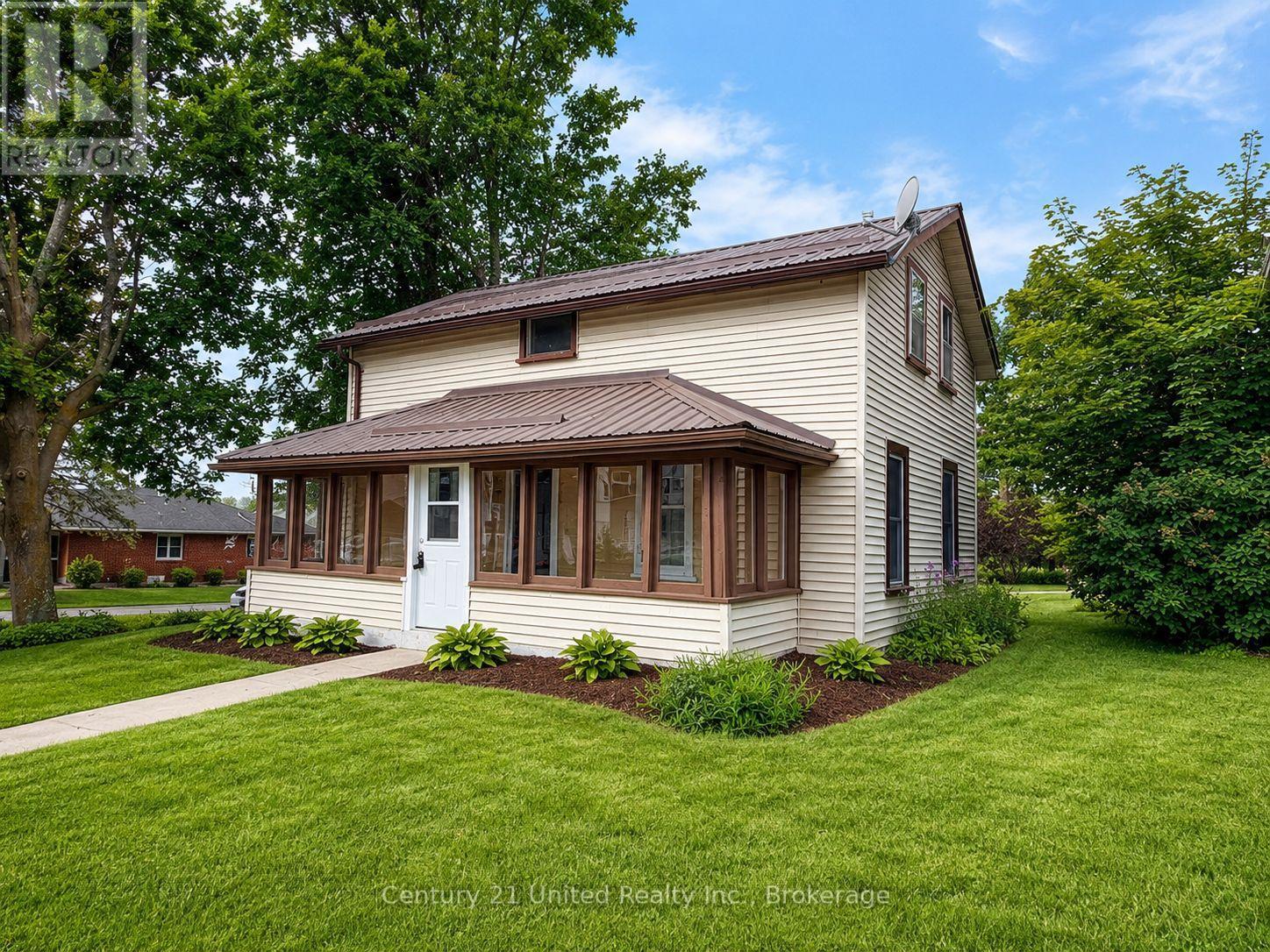 4071 Highway 35 Property Photo 1