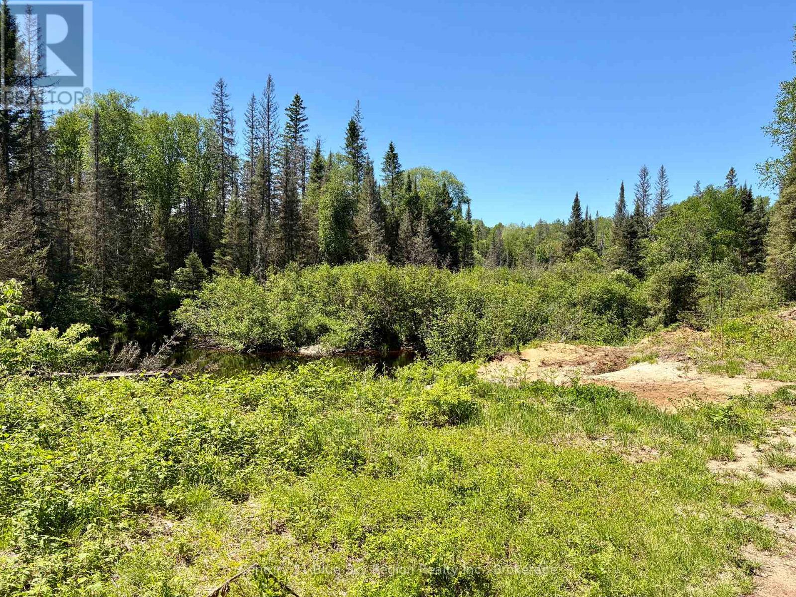 324 Proudfoot Road N Property Photo 1