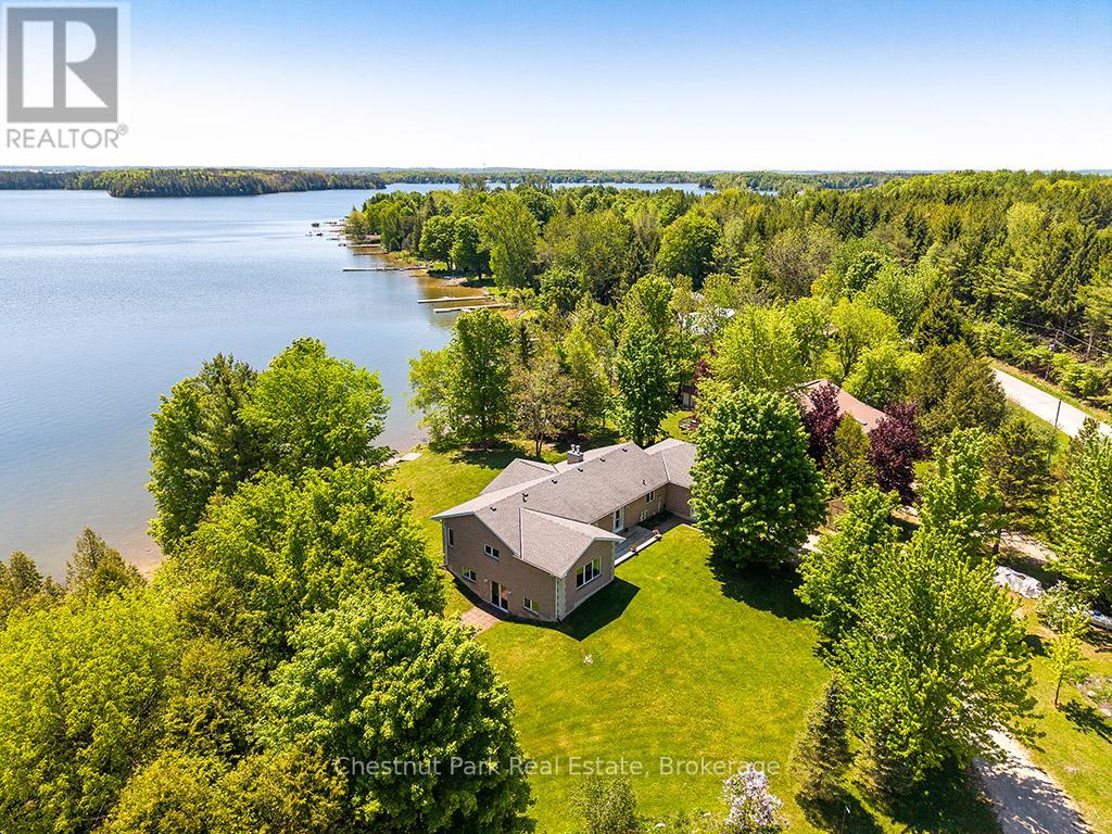 189 Point Road Property Photo 3